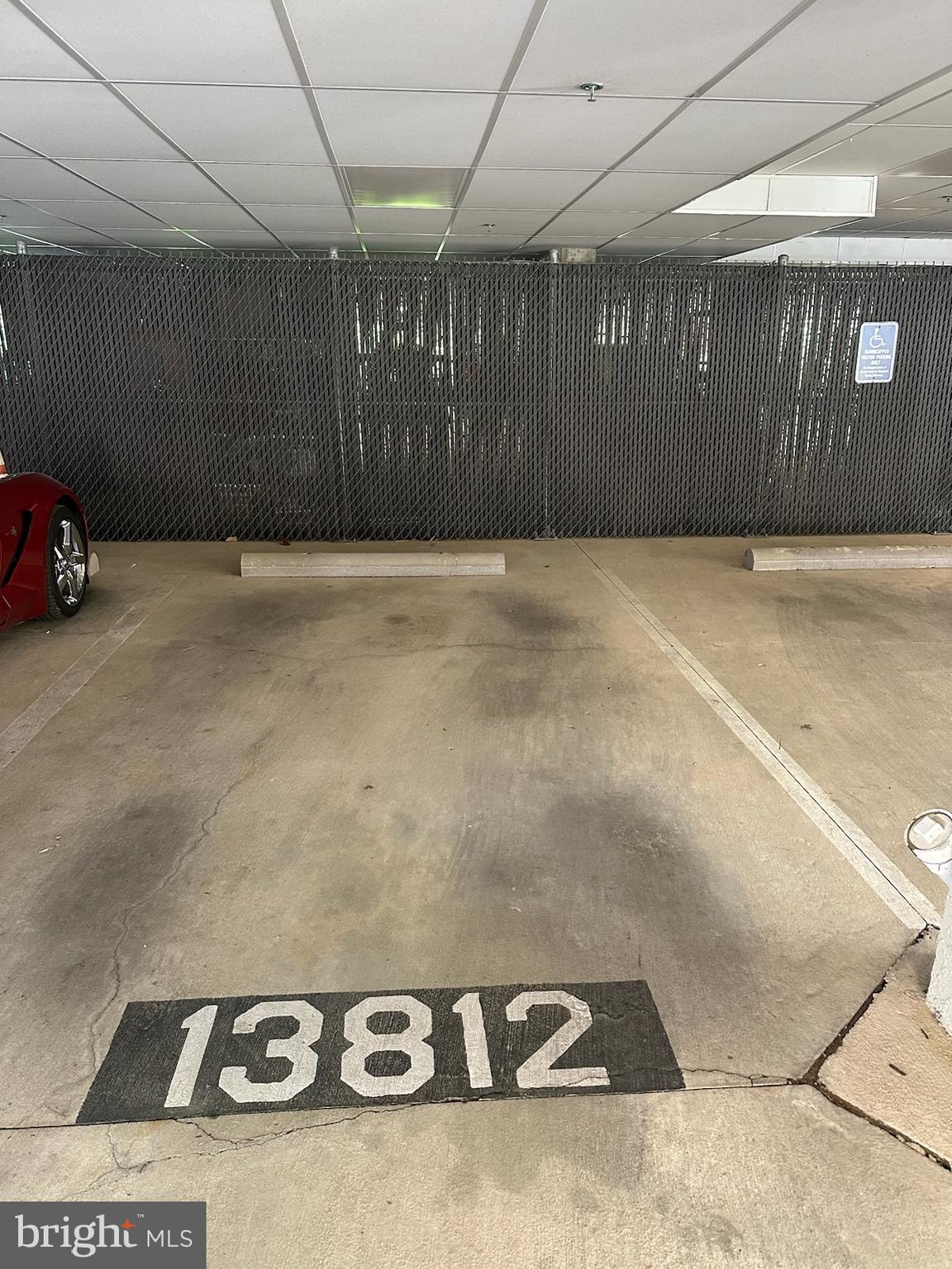 OYSTER BAY CONDOMINIUMS - Land