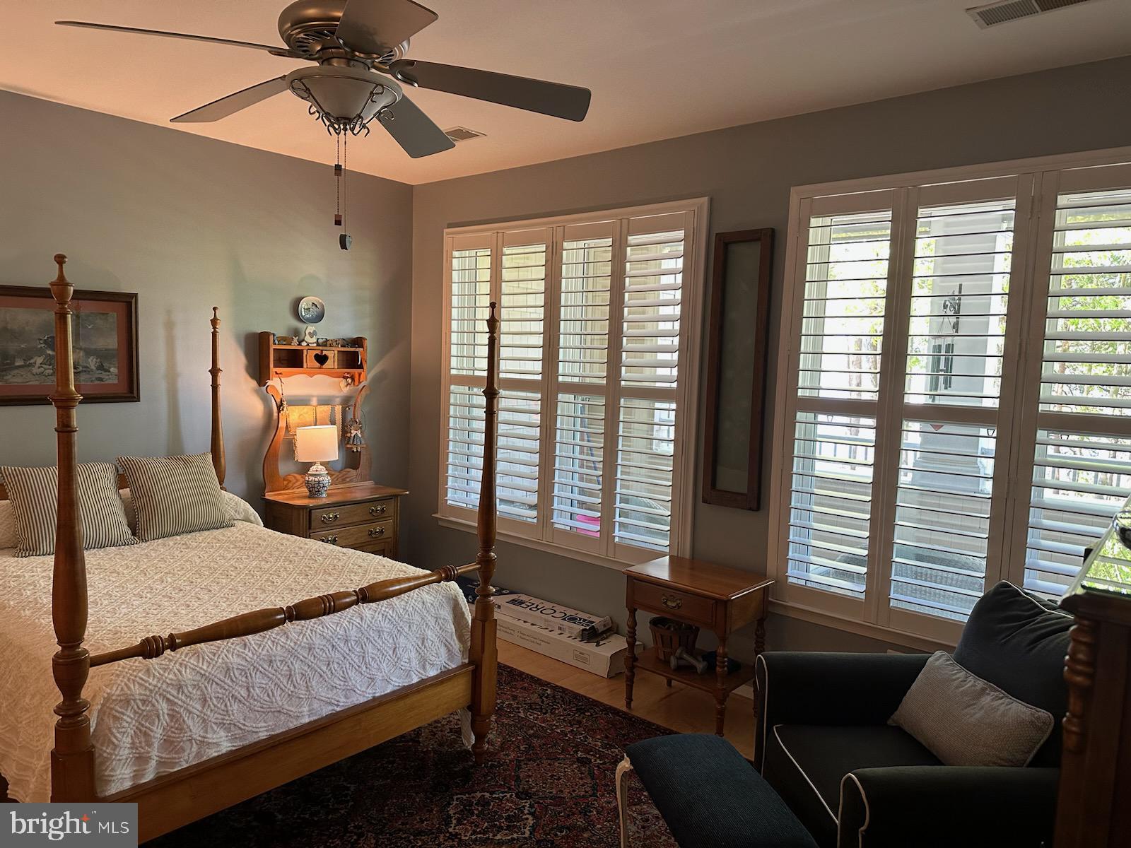 OYSTER BAY CONDOMINIUMS - Land