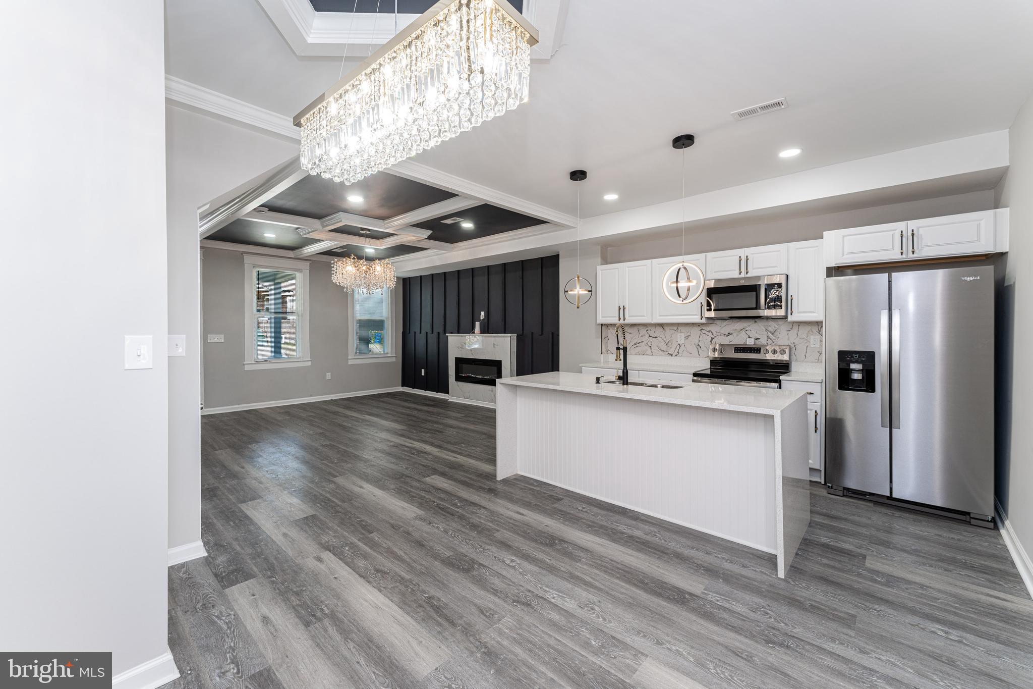 ROSEMONT - Residential