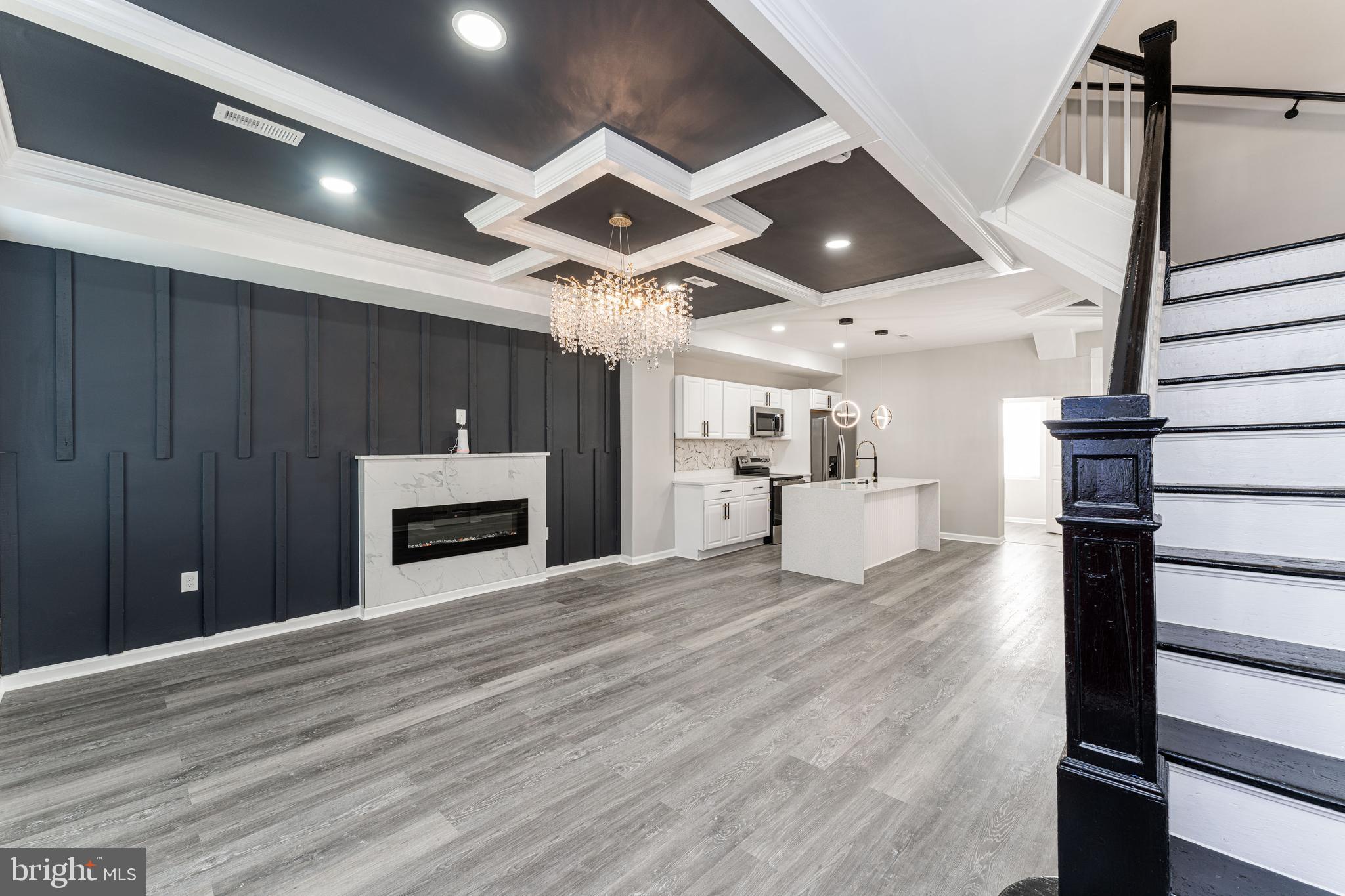 ROSEMONT - Residential