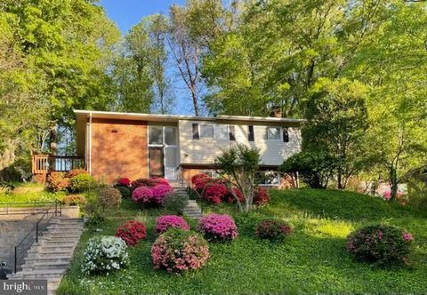 7826 GLENISTER DRIVE SPRINGFIELD VA 22152