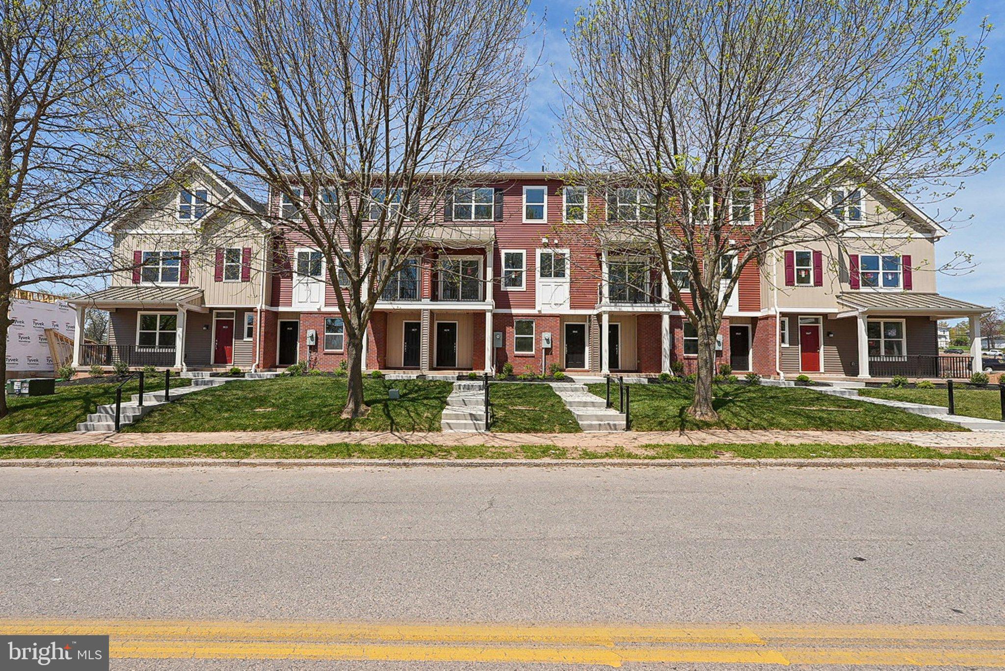 ARBOR PLACE - Residential