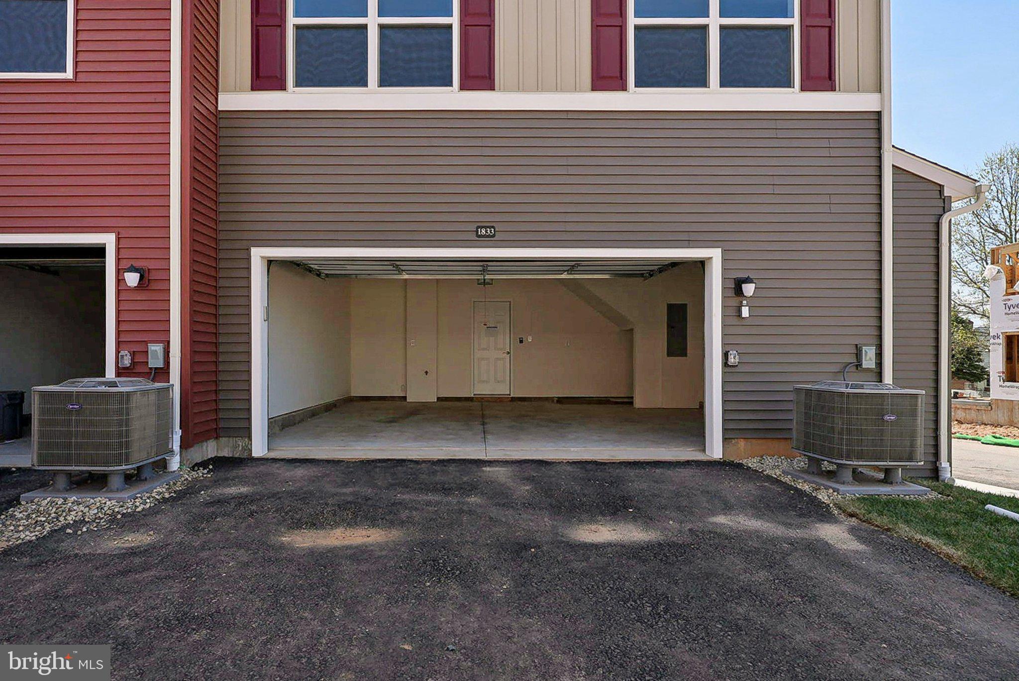 ARBOR PLACE - Residential