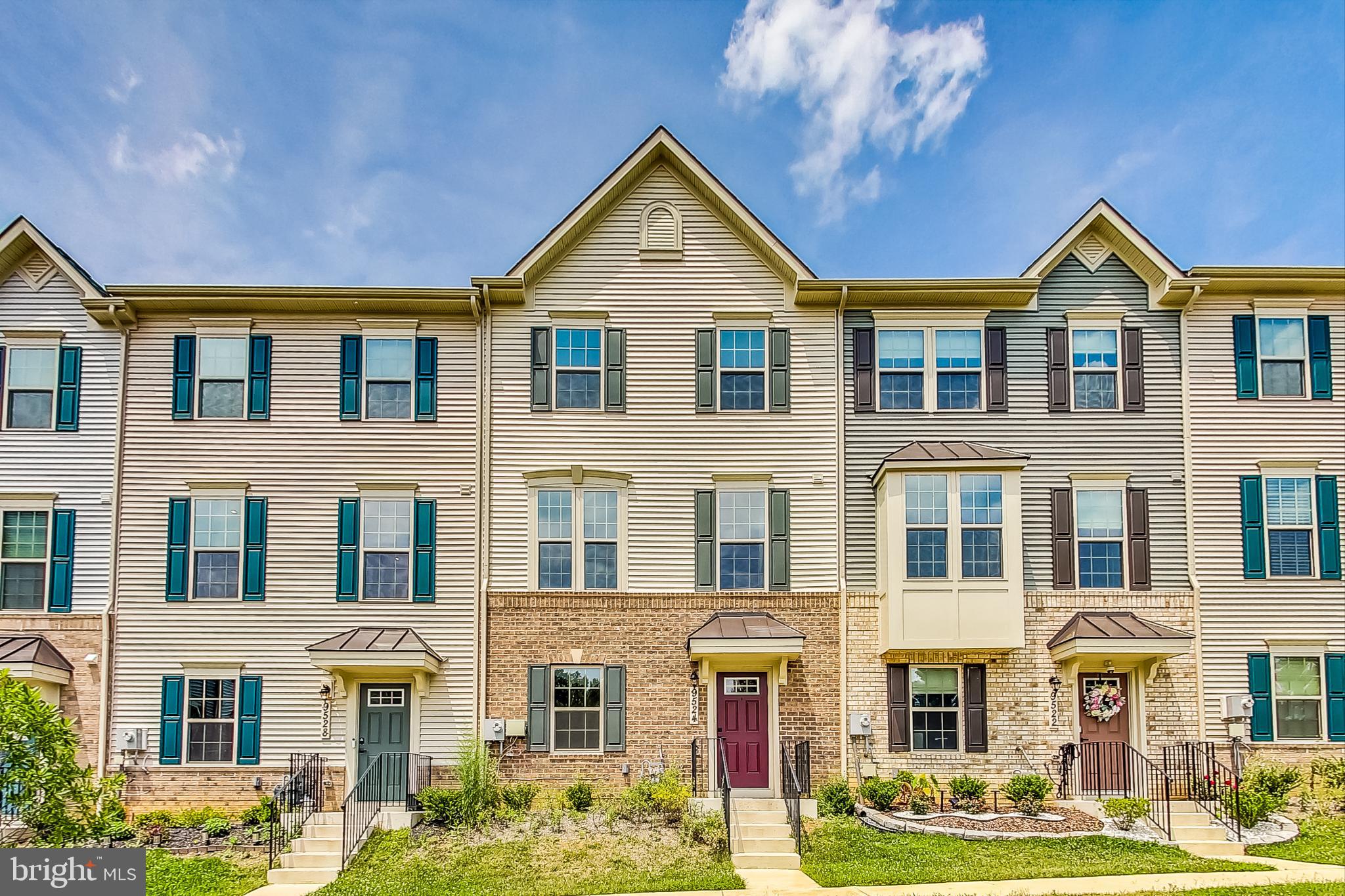 MONTGOMERY VILLAGE - Residential Lease