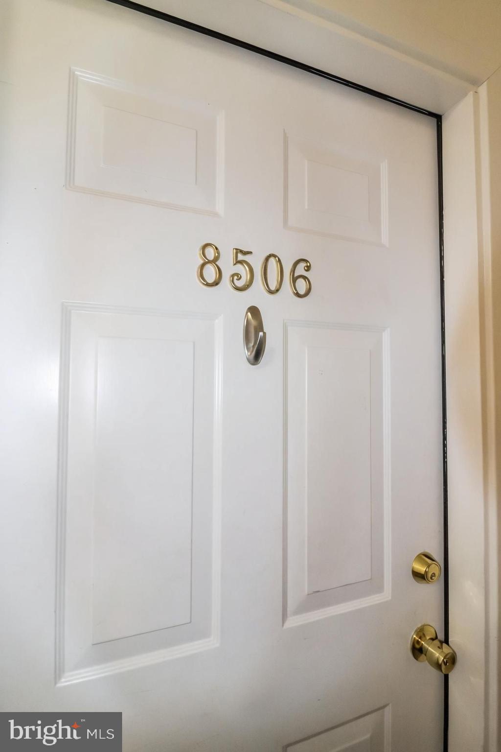 8506 PARK COURT 8506