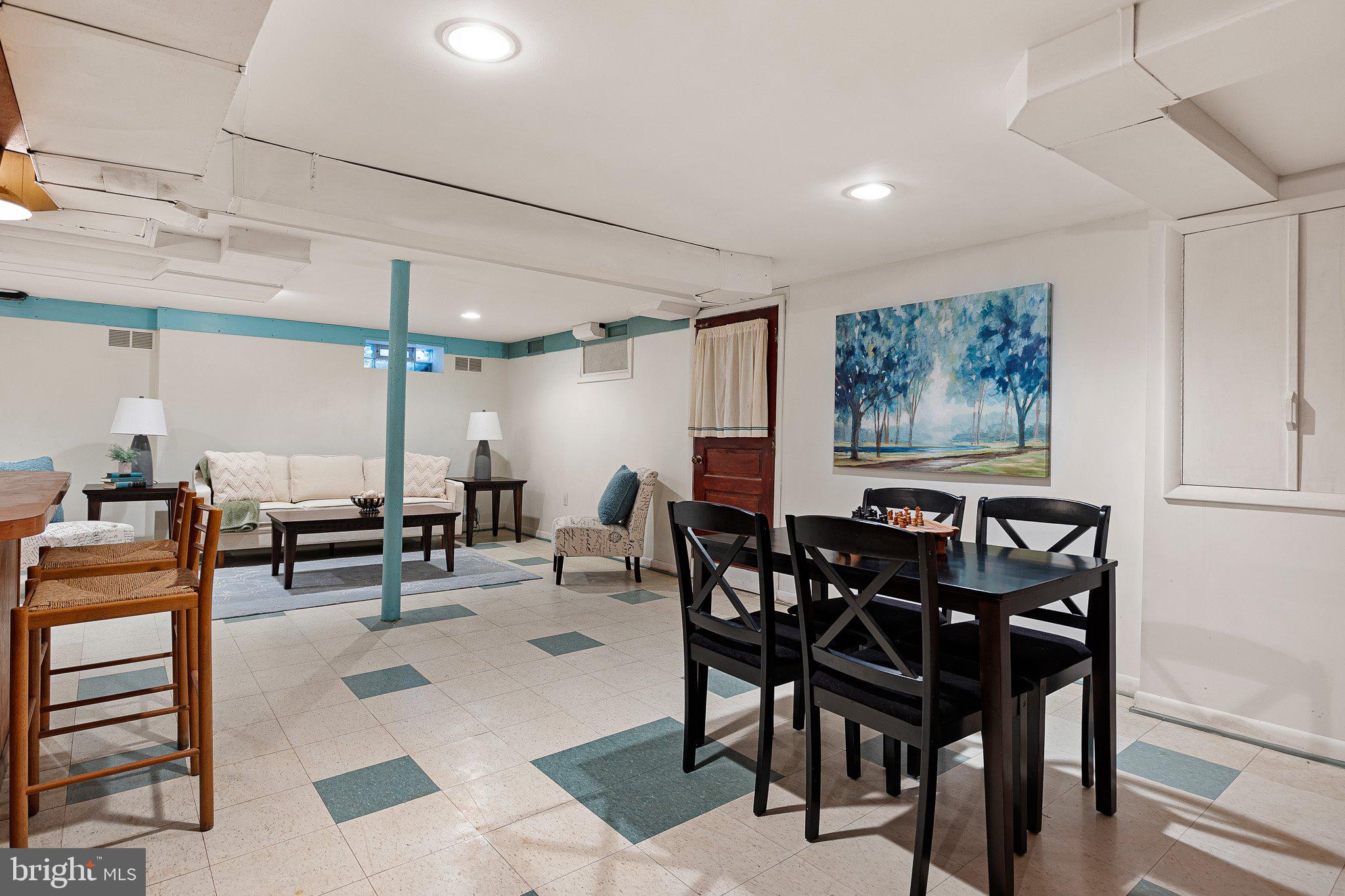 NOTTINGHAM MANOR - Residential