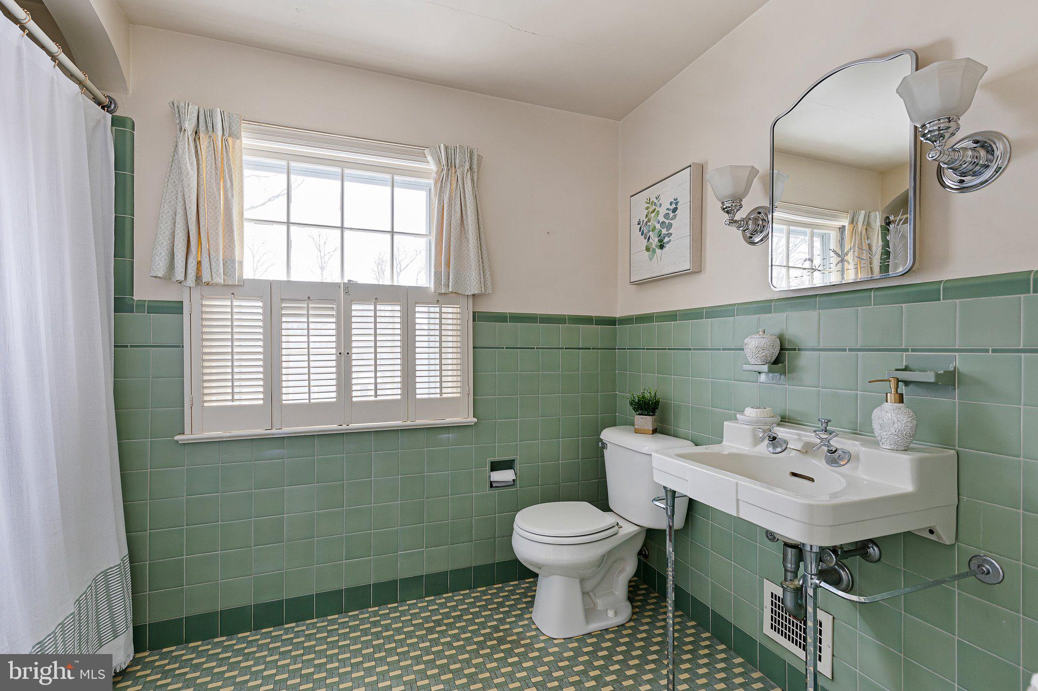 NOTTINGHAM MANOR - Residential