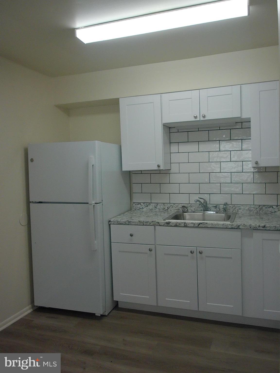 BRISTOL - Residential Lease