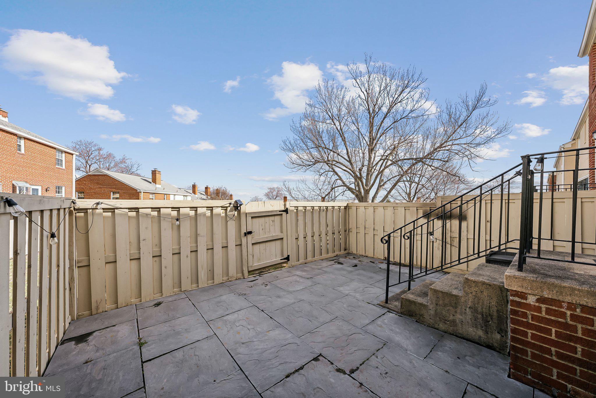 FAIRLINGTON TOWNE - Residential