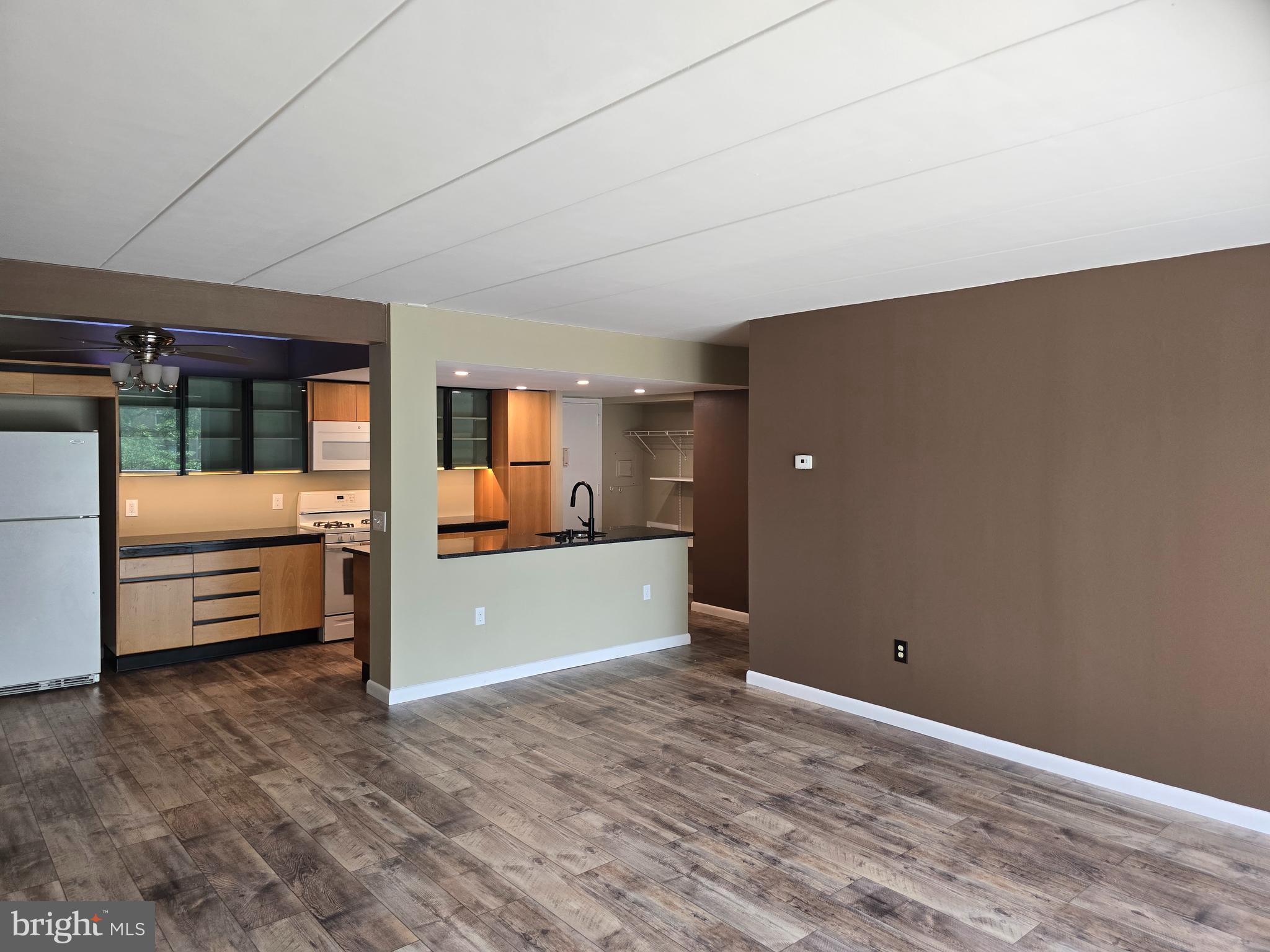 BEAVER HILL - Residential Lease