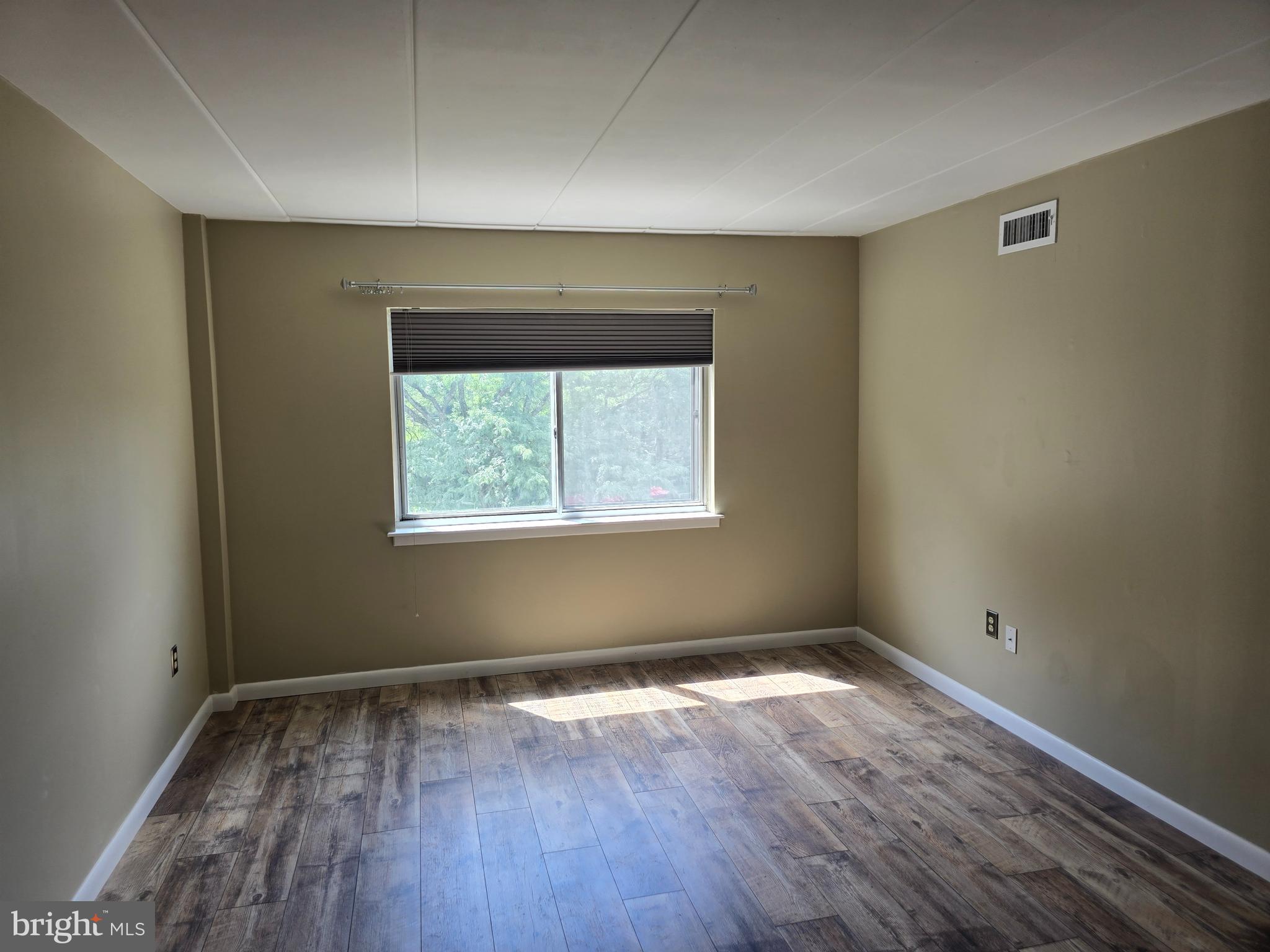 BEAVER HILL - Residential Lease