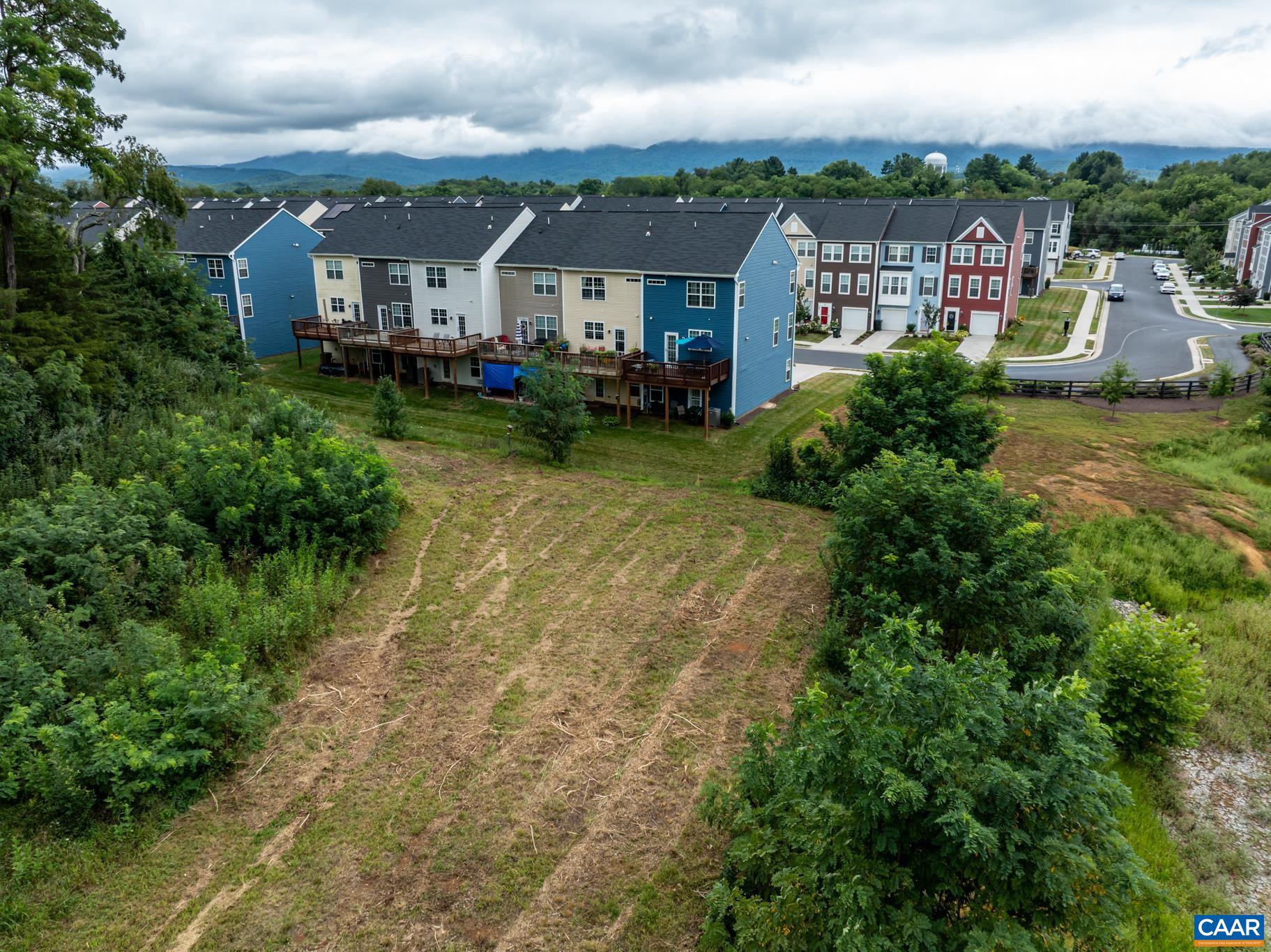 209 WILLOWSHIRE CT