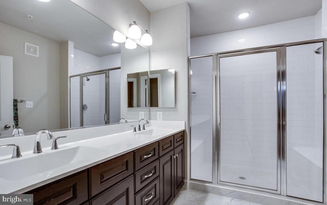 CARVER PLACE - Residential Lease