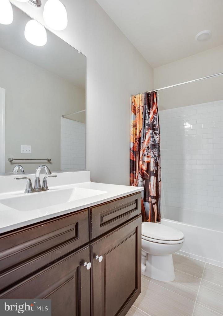 CARVER PLACE - Residential Lease