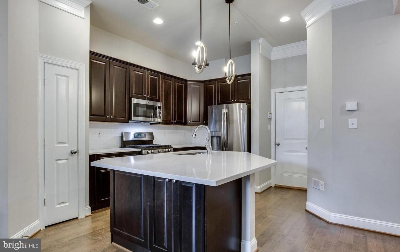 CARVER PLACE - Residential Lease