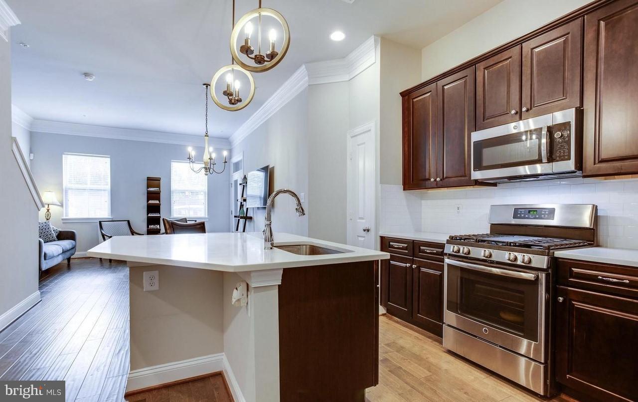 CARVER PLACE - Residential Lease