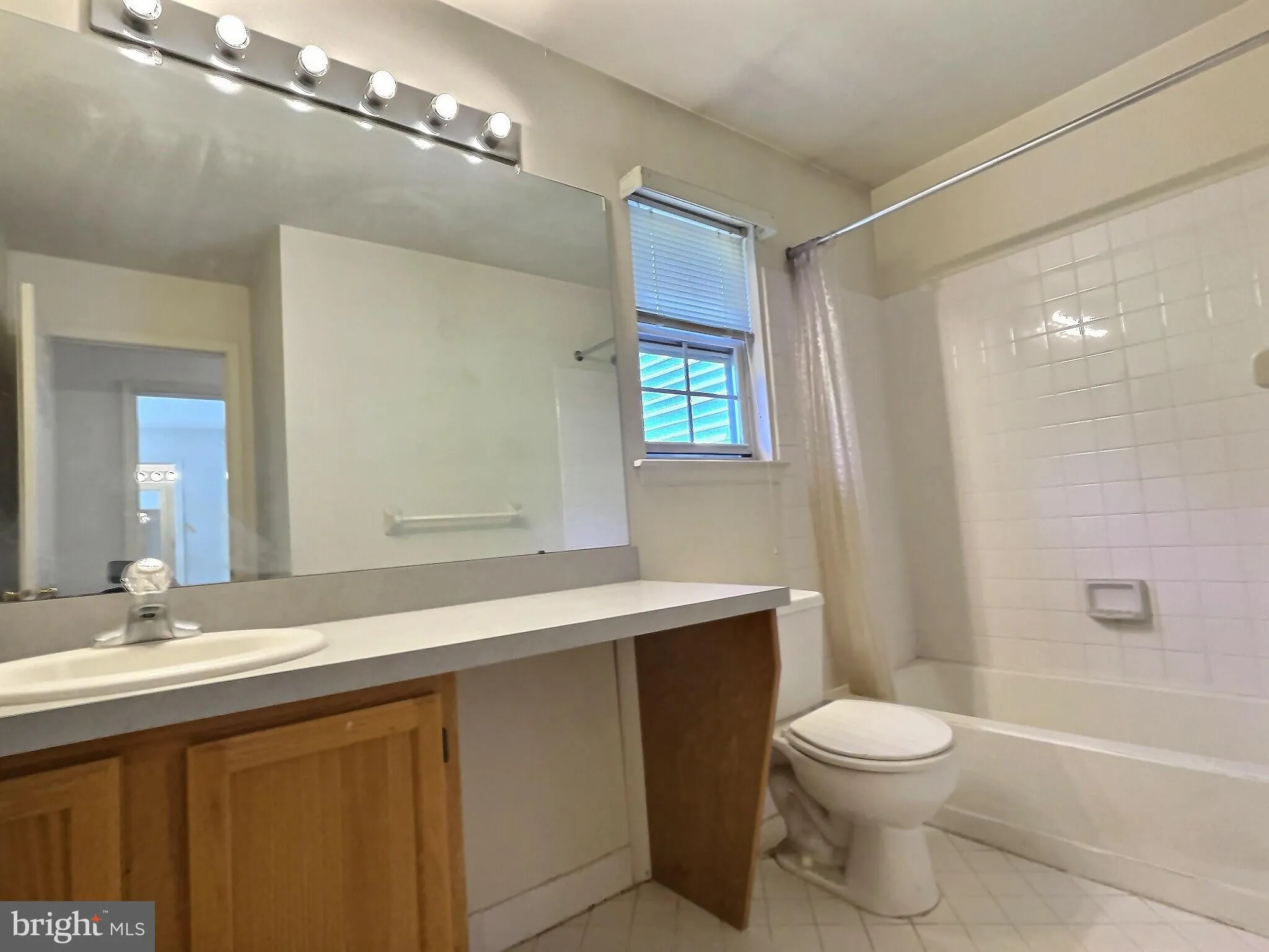 Additional image 33 of 38 Magnolia Court, Bordentown, NJ 08505