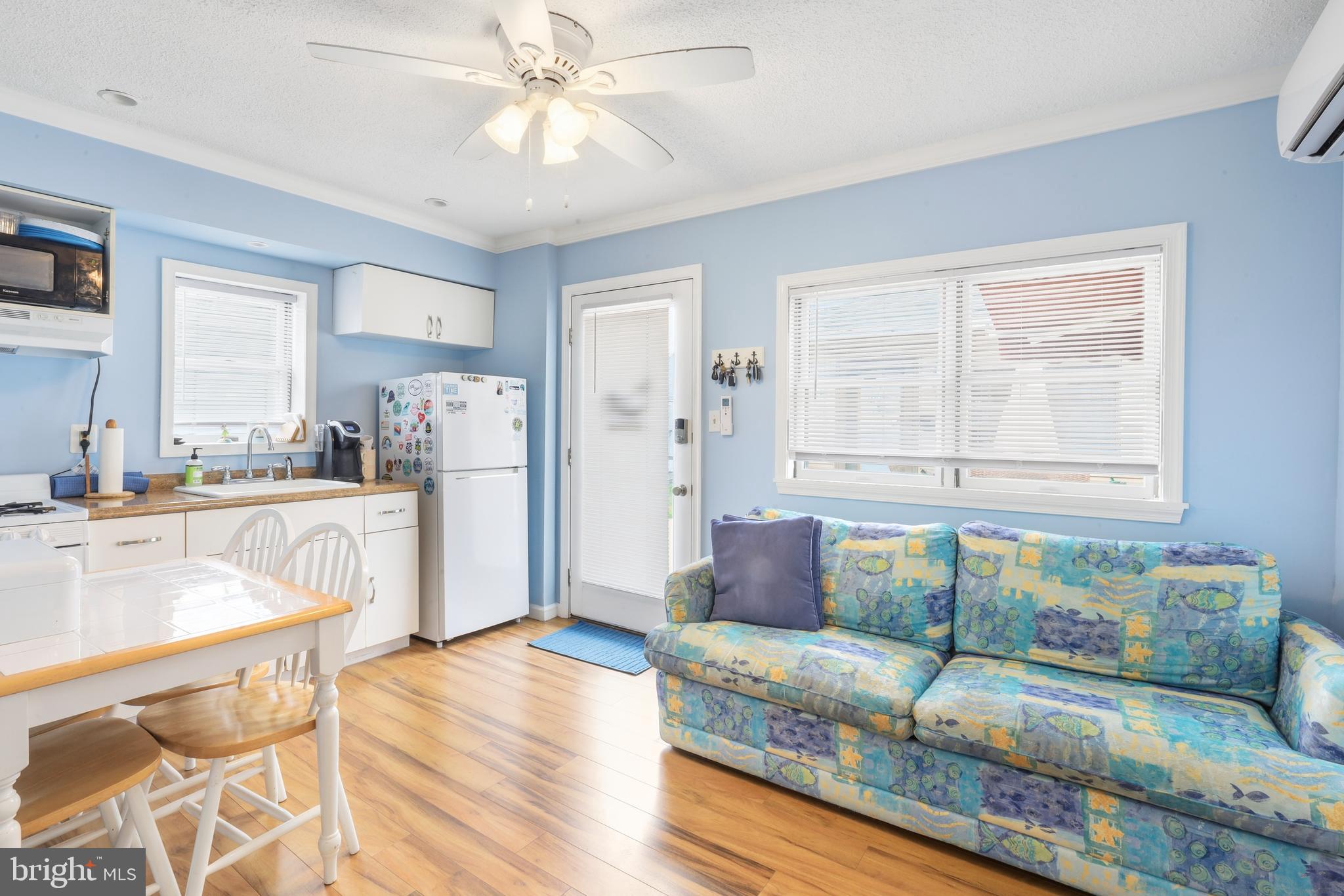 112 E 21ST AVENUE .5