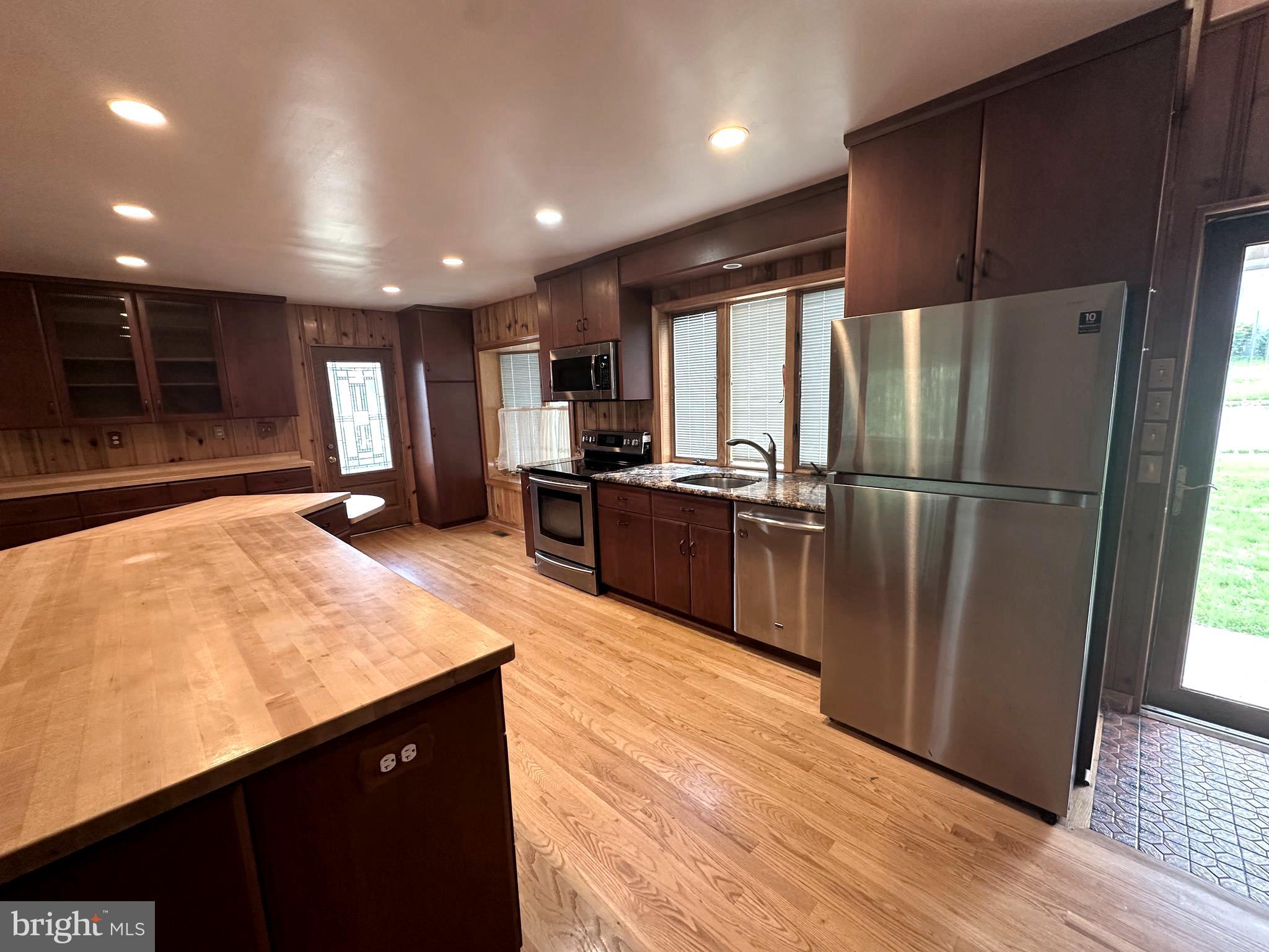 5919 5TH ROAD N