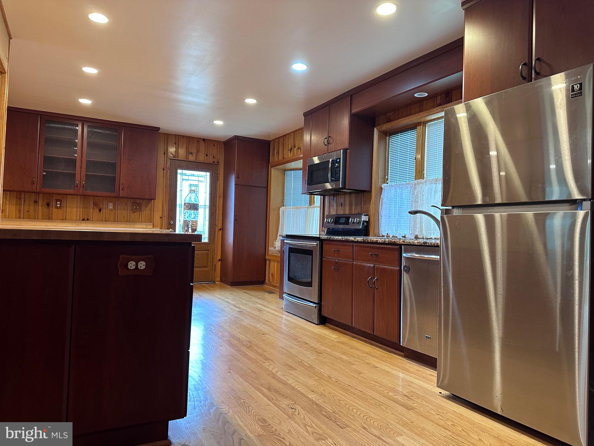 5919 5TH ROAD N