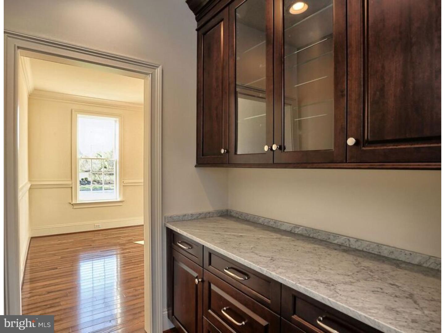 WHITE HORSE - Residential