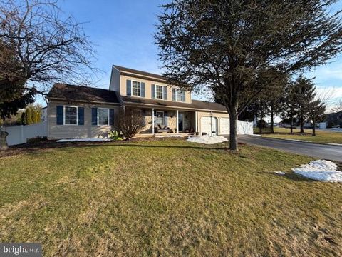 812 KINROSS AVENUE KINROSS YORK PA 17402
