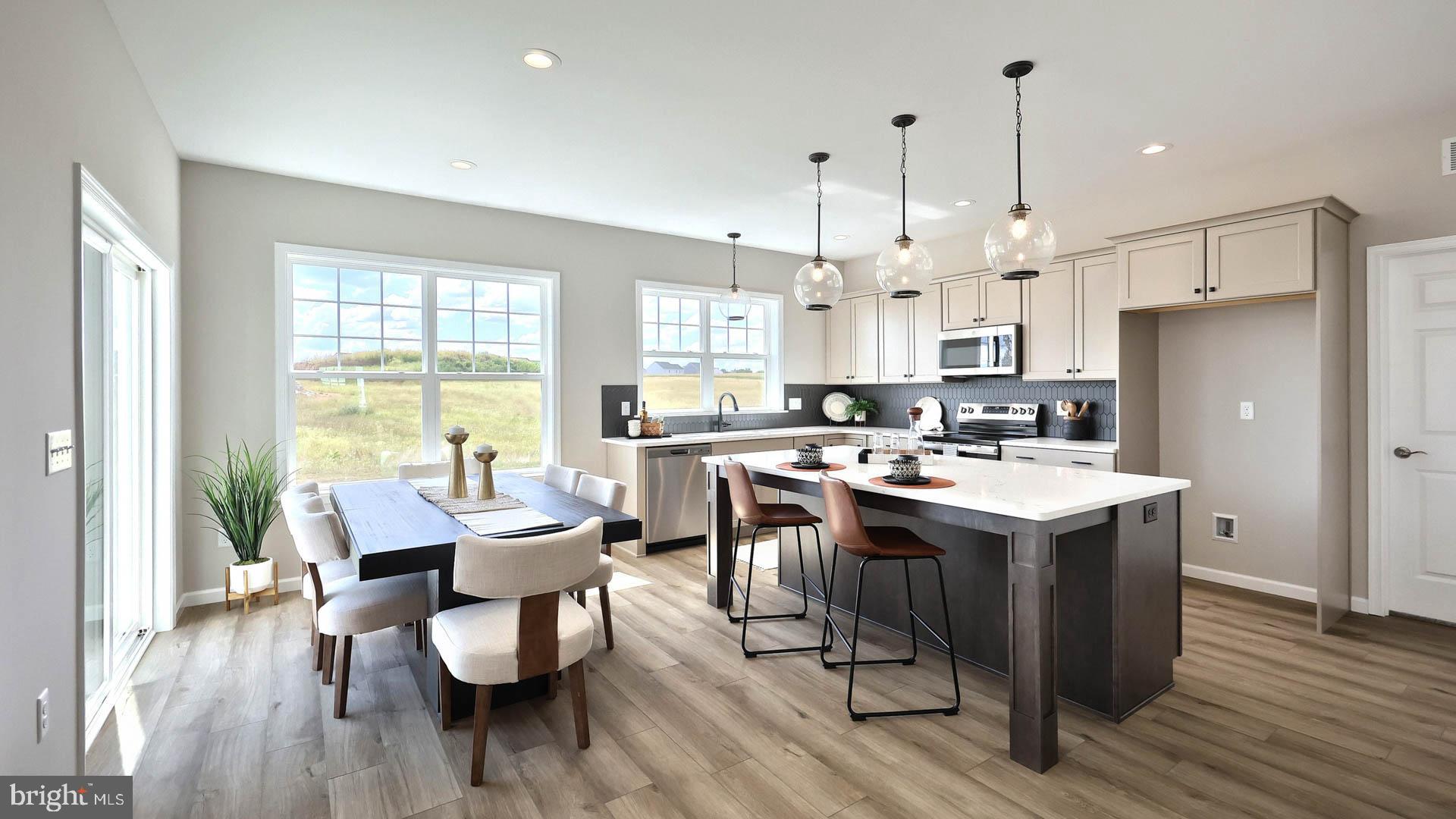 214 GRAND SUMMIT DRIVE