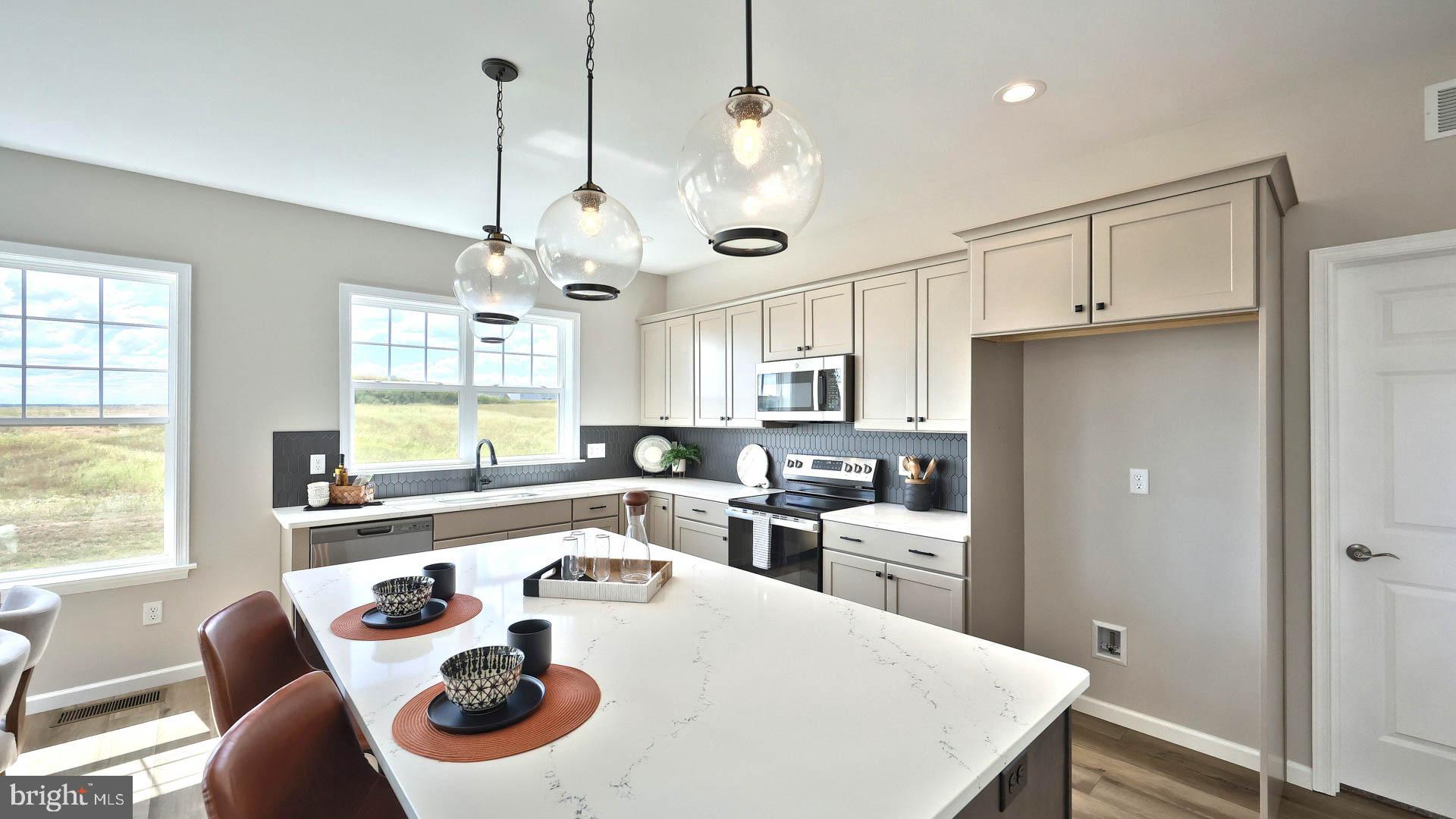 214 GRAND SUMMIT DRIVE