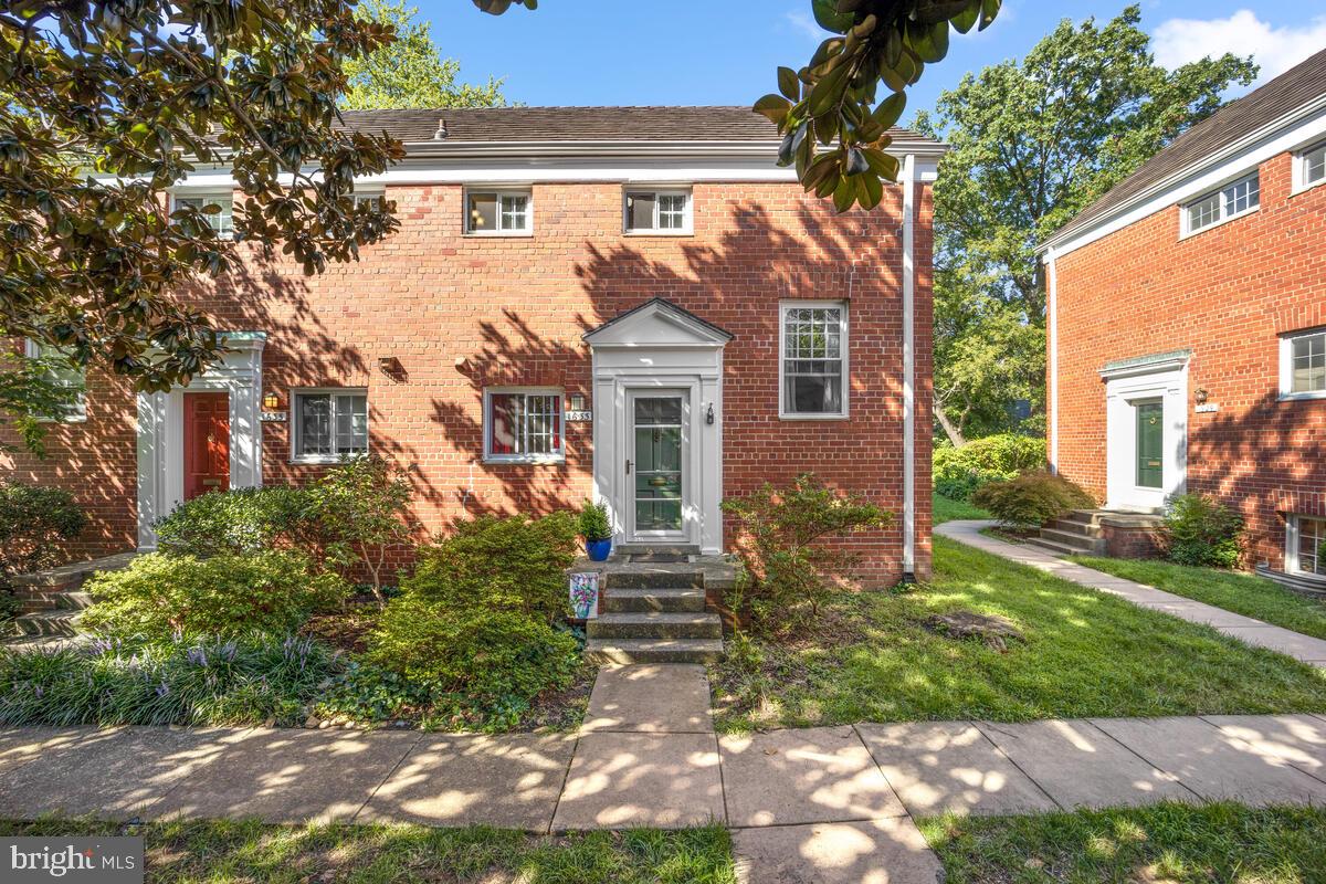 PARK  FAIRFAX - Residential