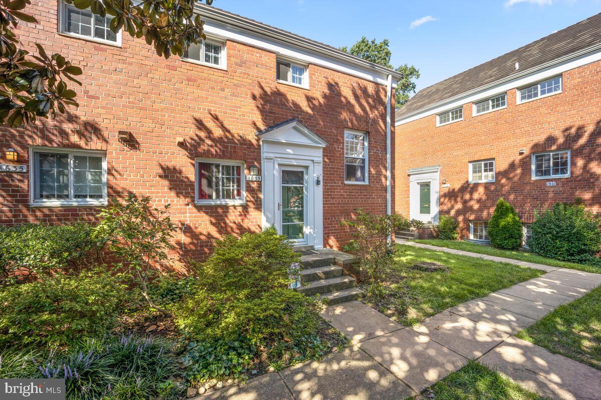 PARK  FAIRFAX - Residential