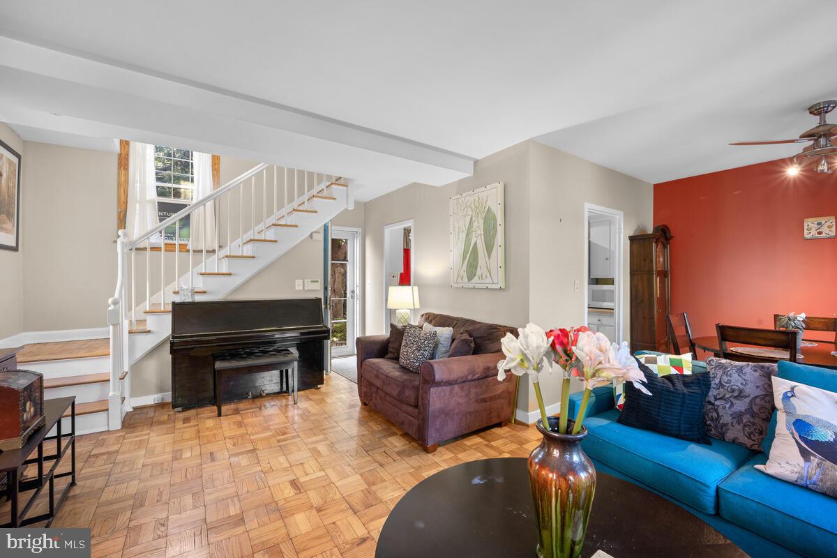 PARK  FAIRFAX - Residential