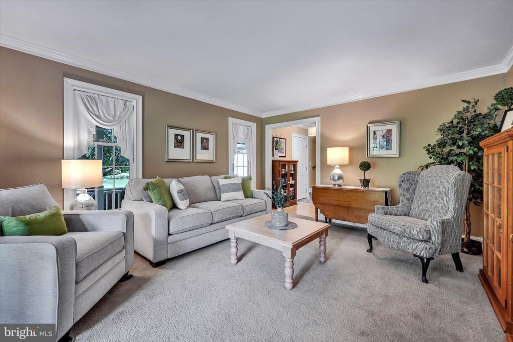 Photo of 301 Eisenhower Boulevard, Lancaster, PA 17603 (MLS # PALA2052126)