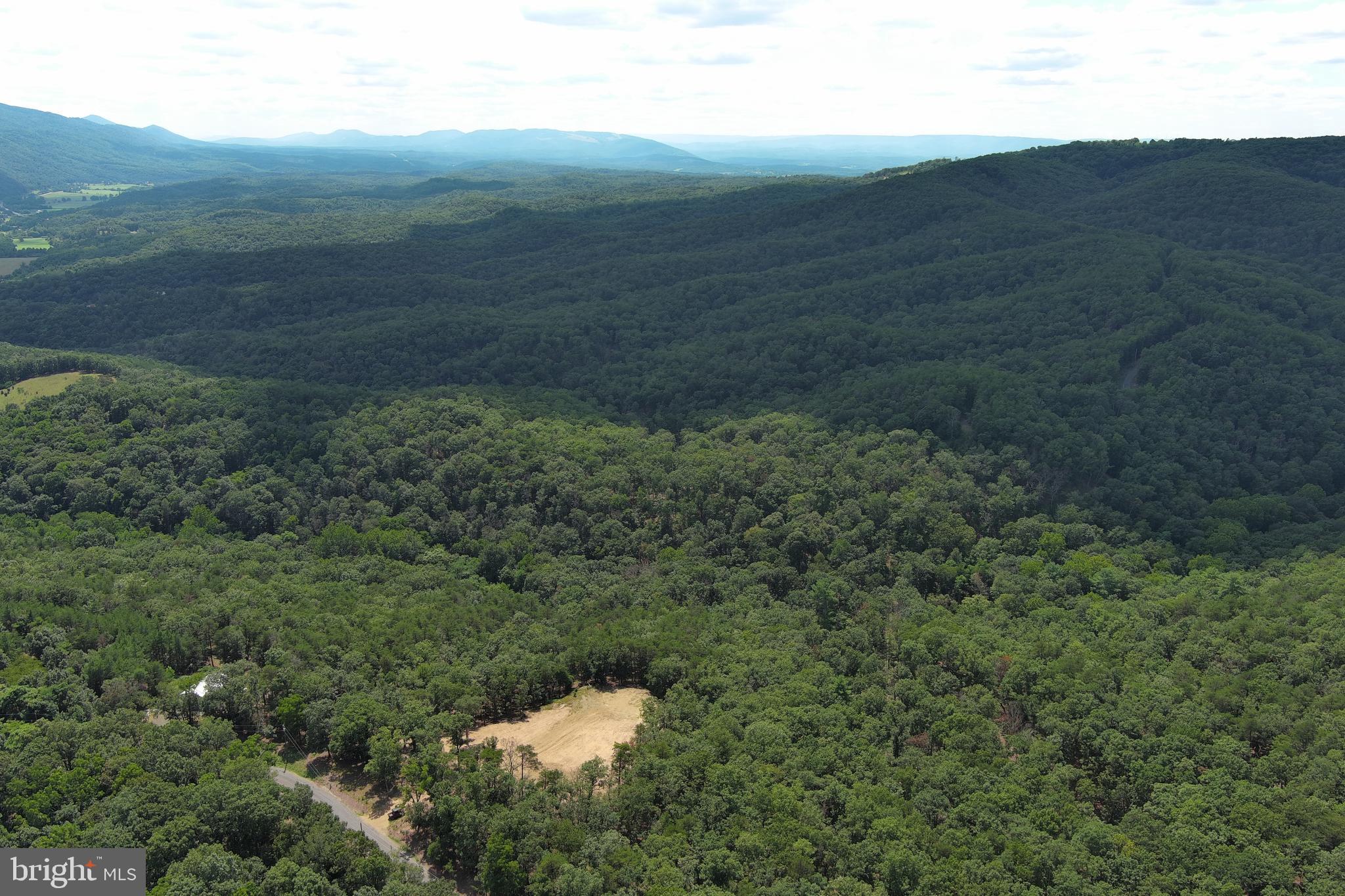 HAMILTON ESTATES - Land