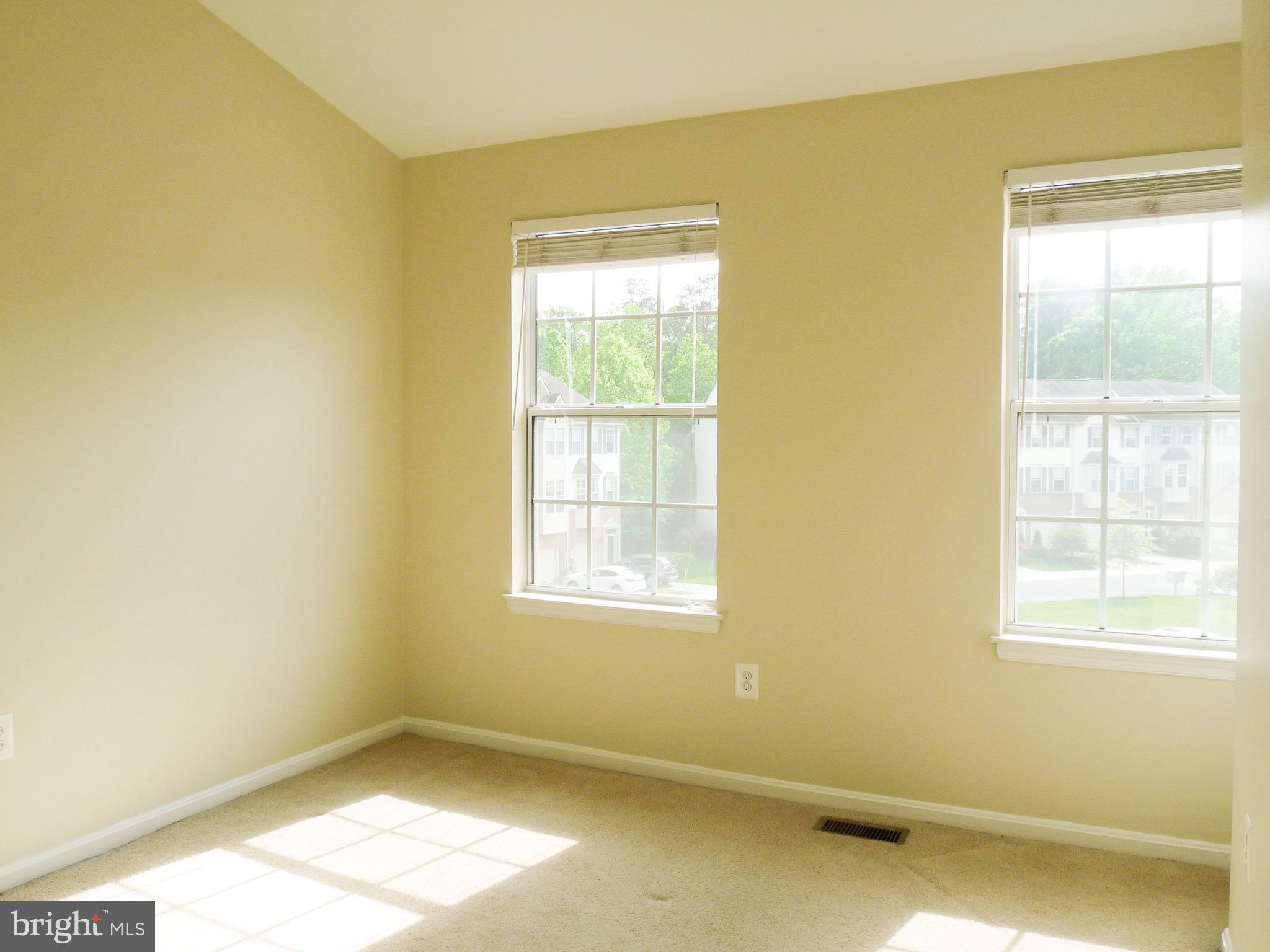 PINEY ORCHARD - Residential Lease