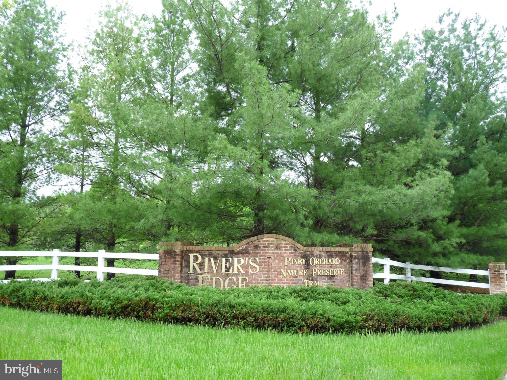 PINEY ORCHARD - Residential Lease