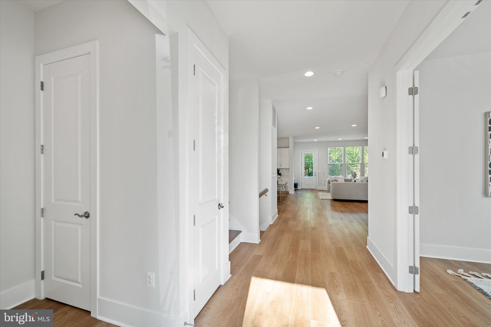 MILBURN TERRACE - Residential