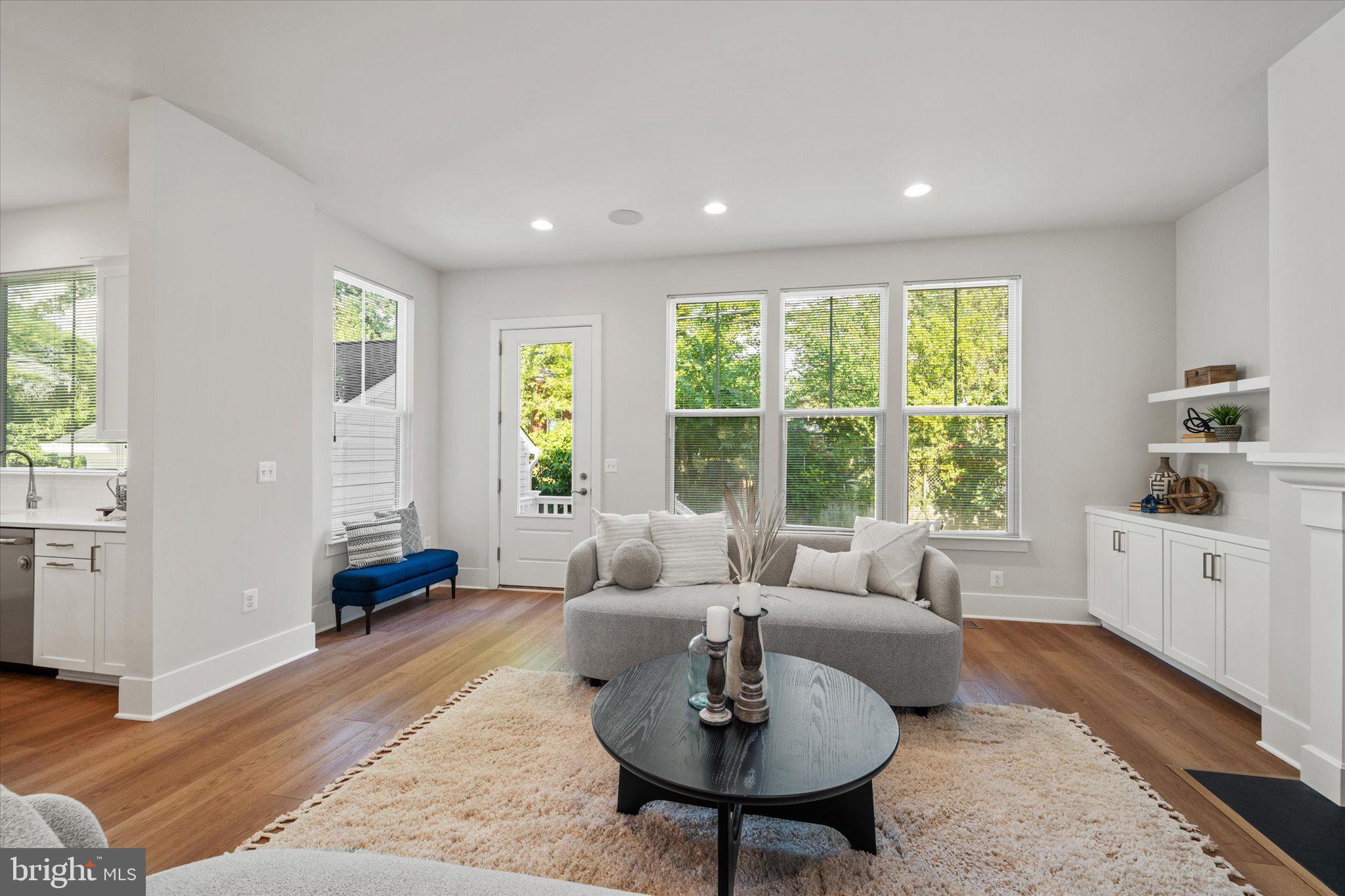 MILBURN TERRACE - Residential