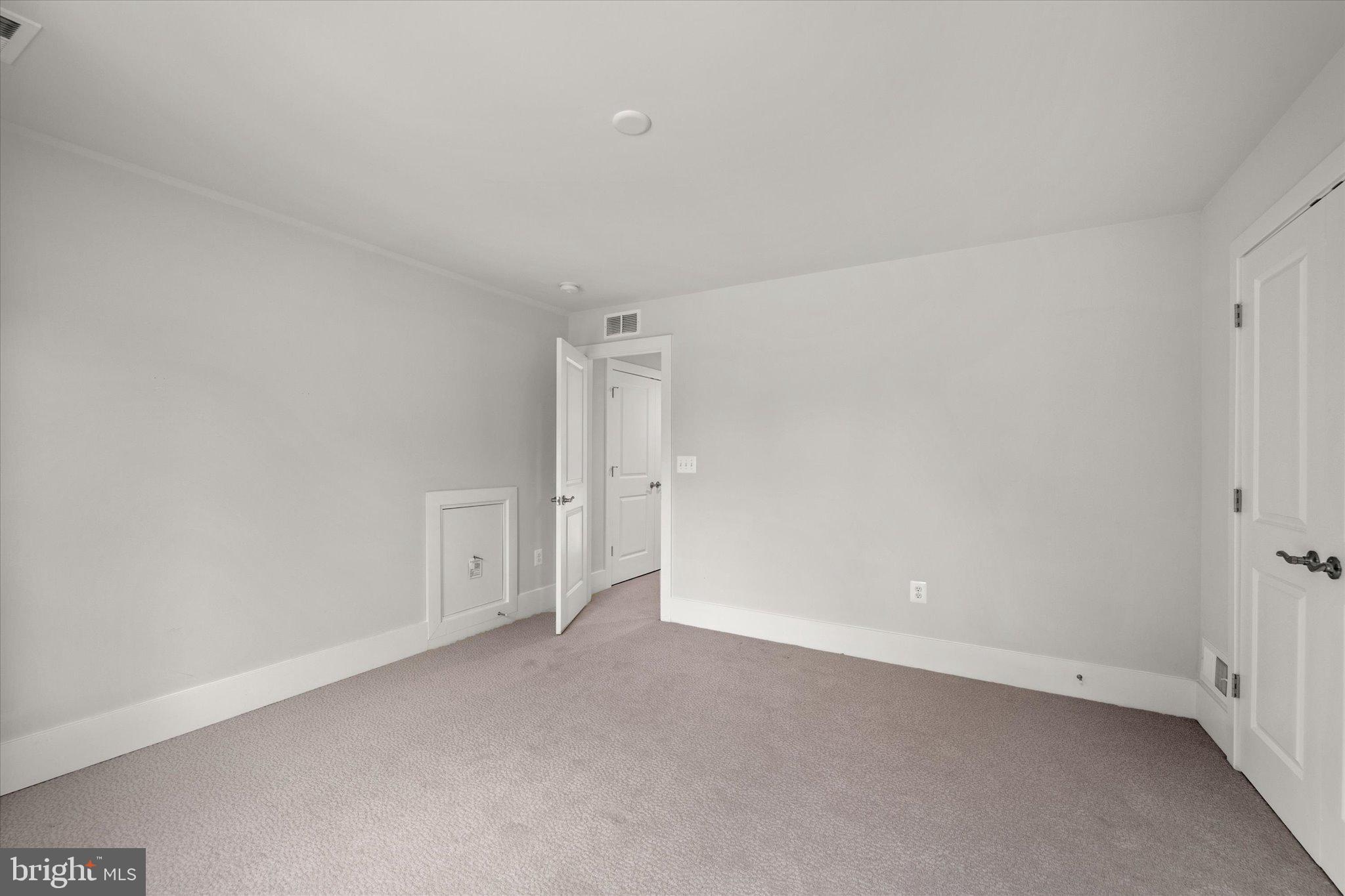 MILBURN TERRACE - Residential