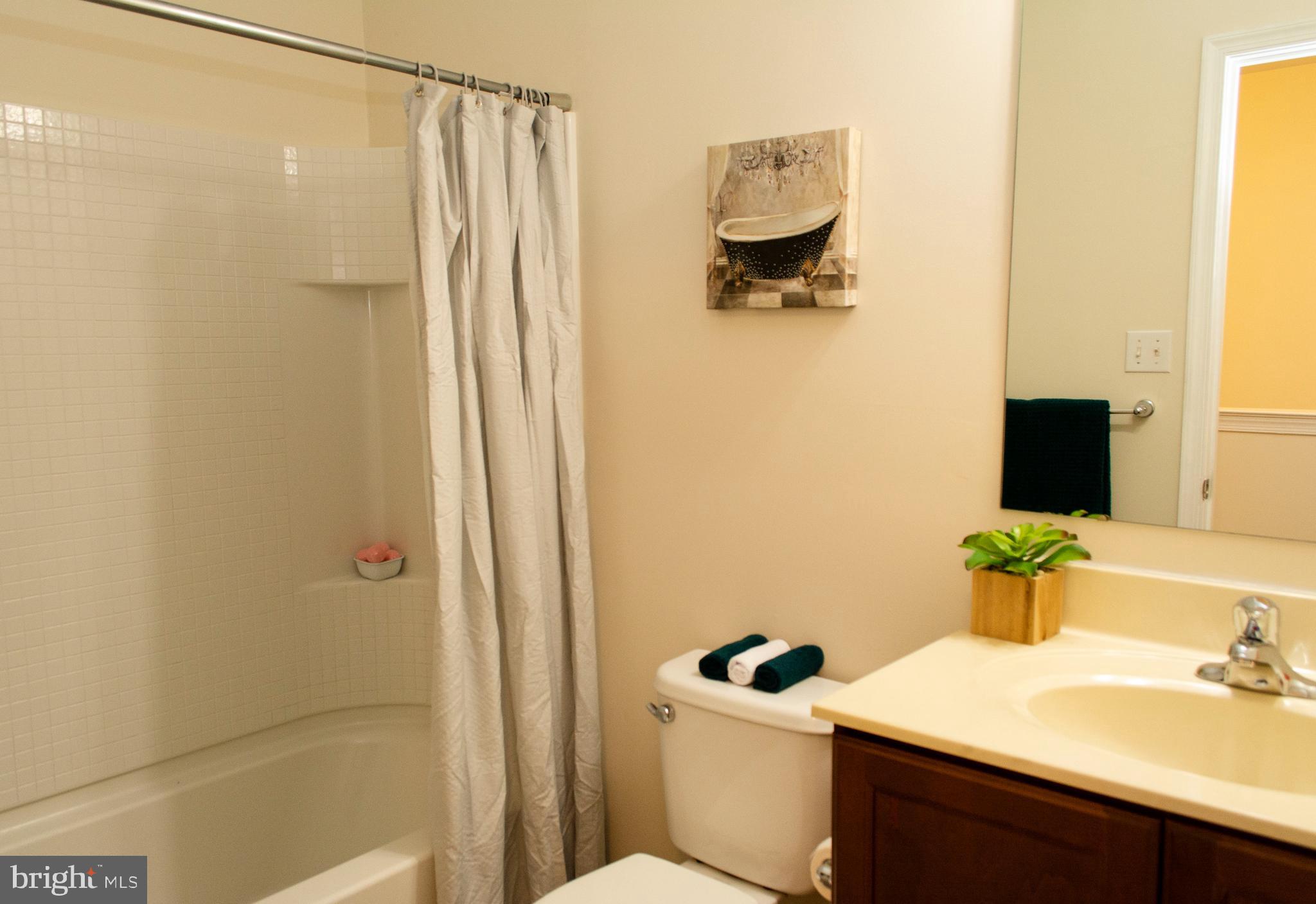 PERSIMON CREEK - Residential Lease