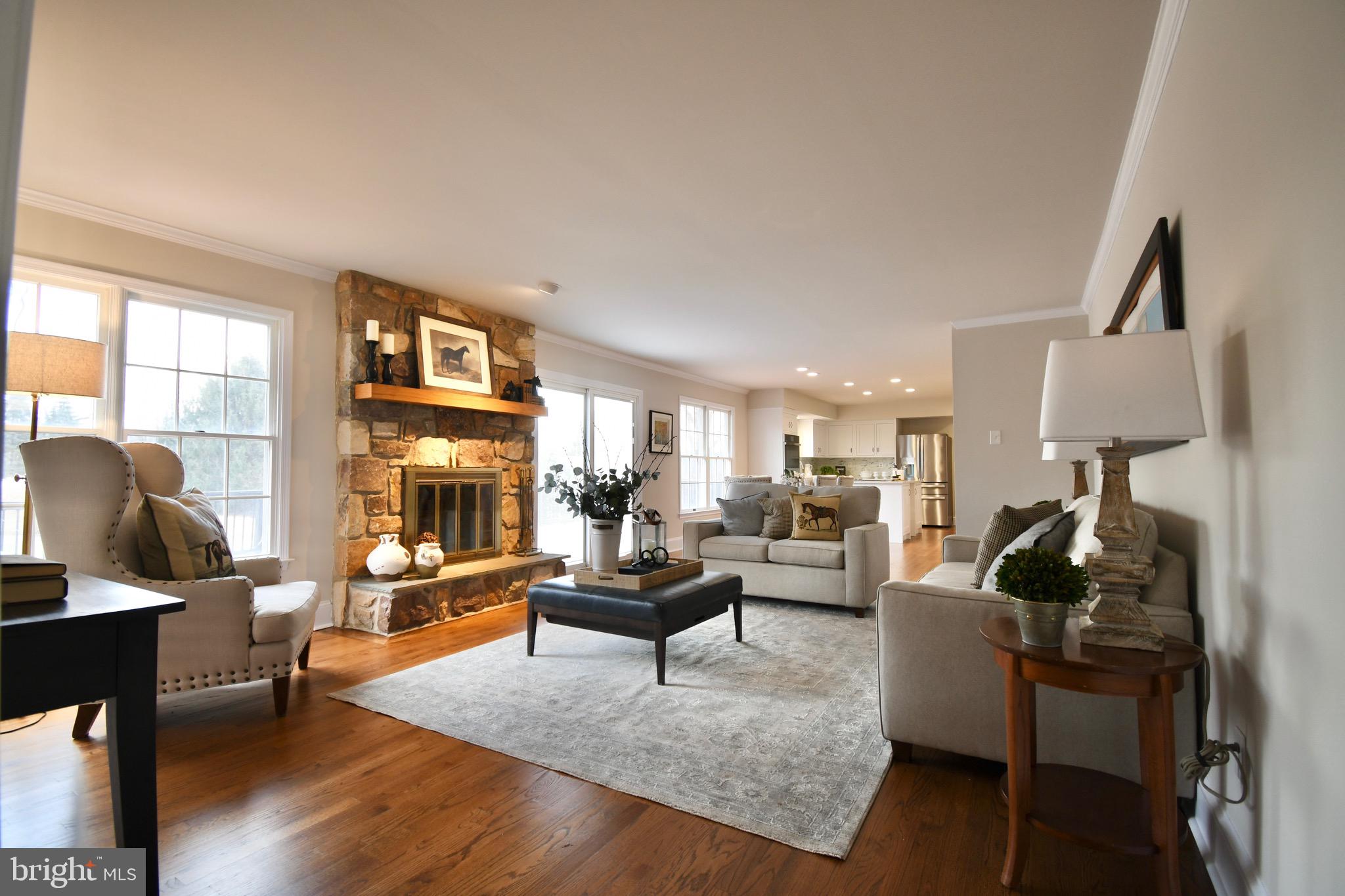 THREE PONDS - Residential