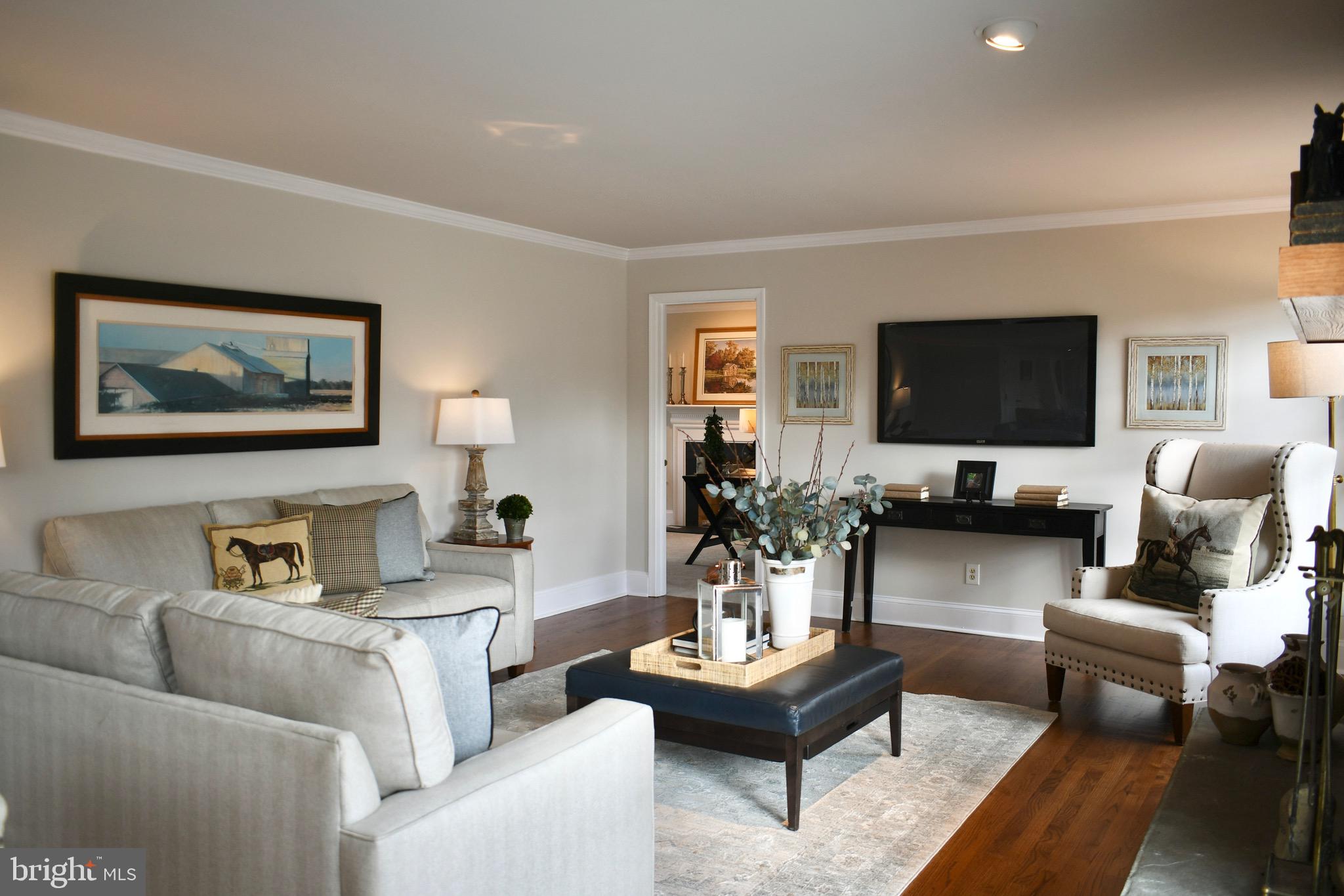 THREE PONDS - Residential