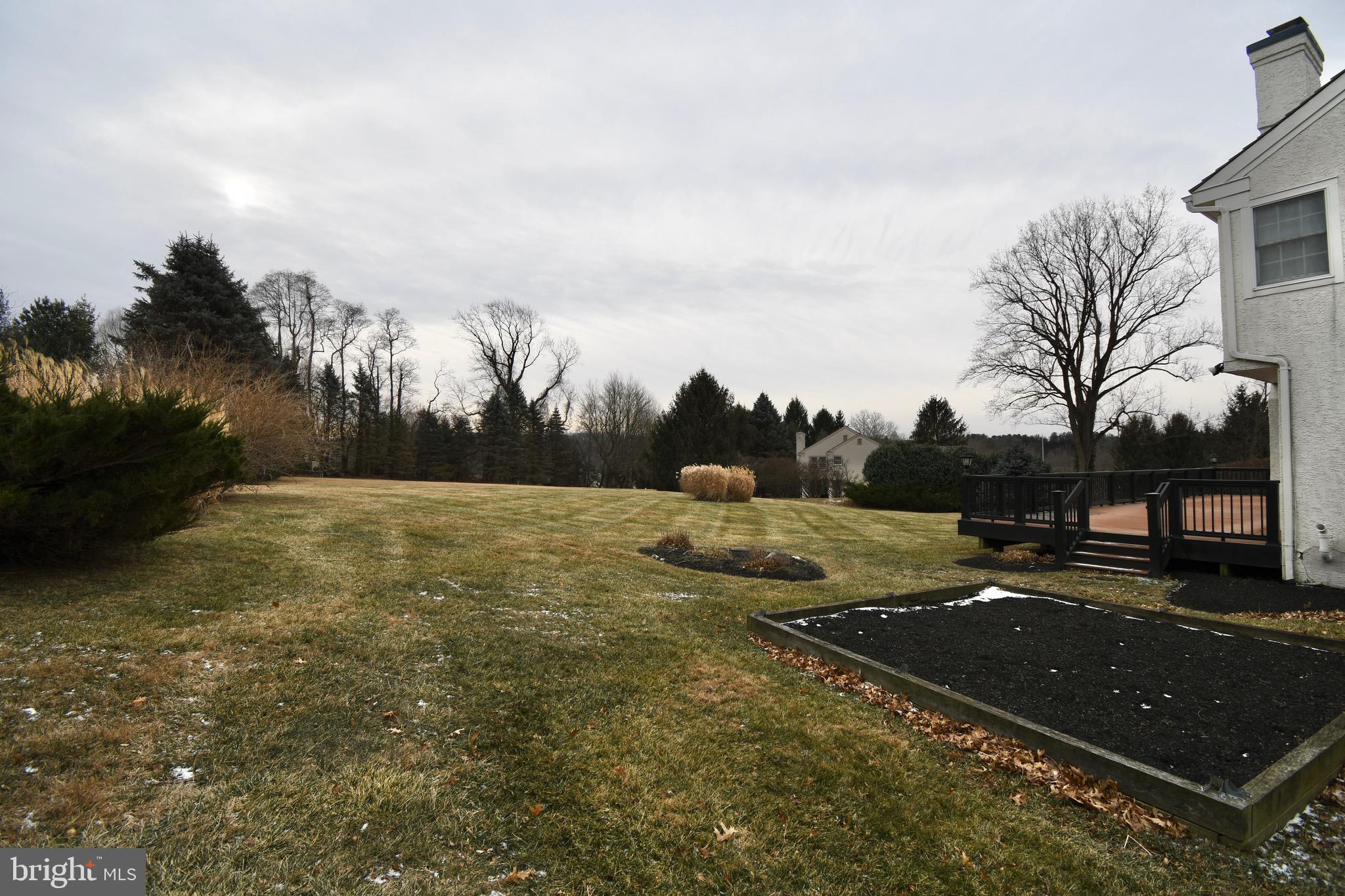 THREE PONDS - Residential