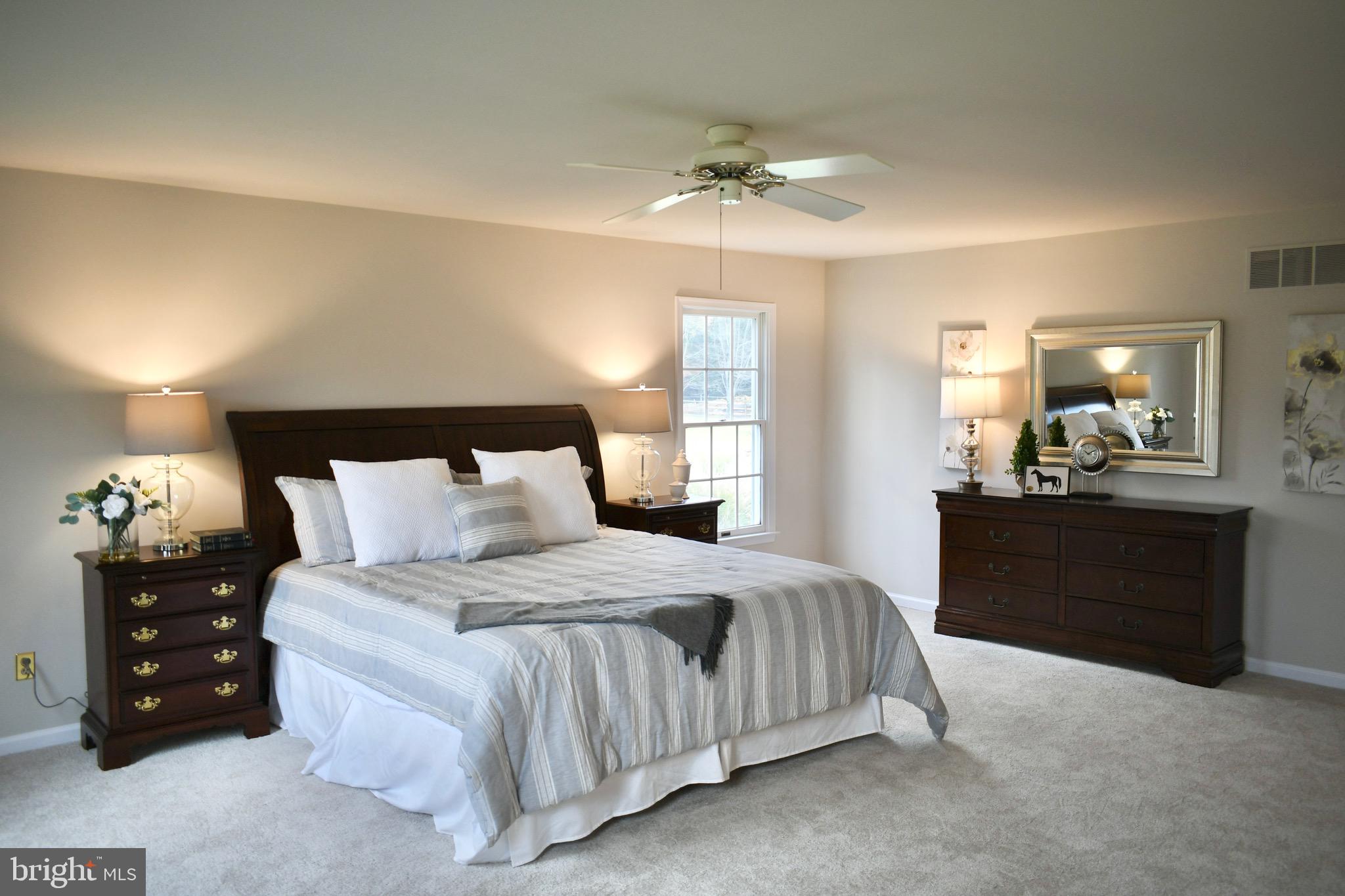 THREE PONDS - Residential