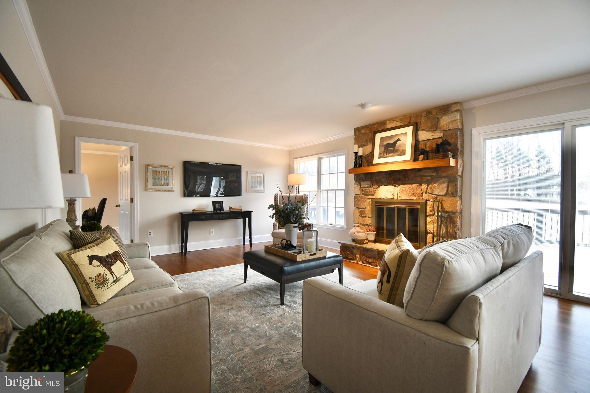 THREE PONDS - Residential