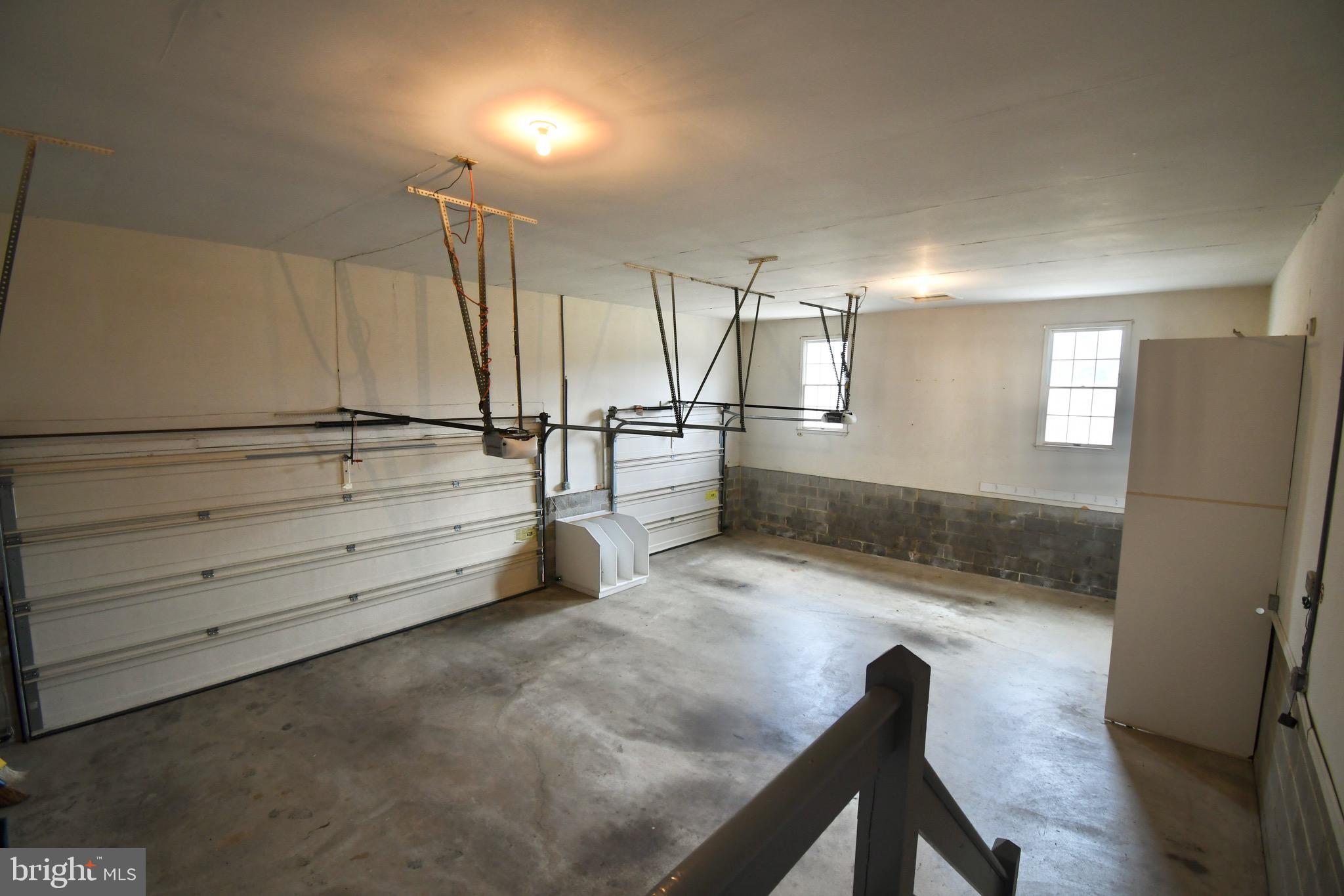 THREE PONDS - Residential