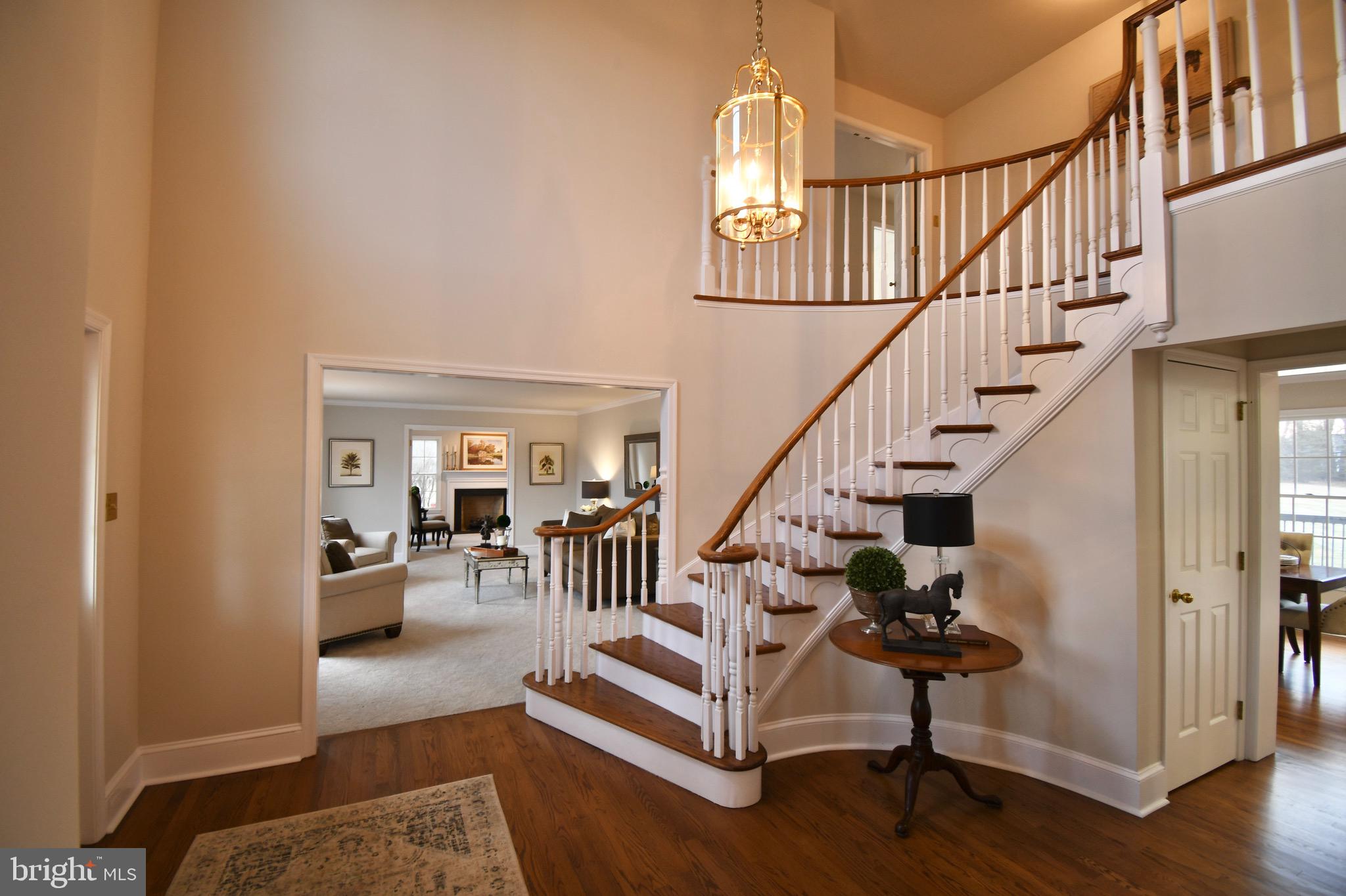 THREE PONDS - Residential