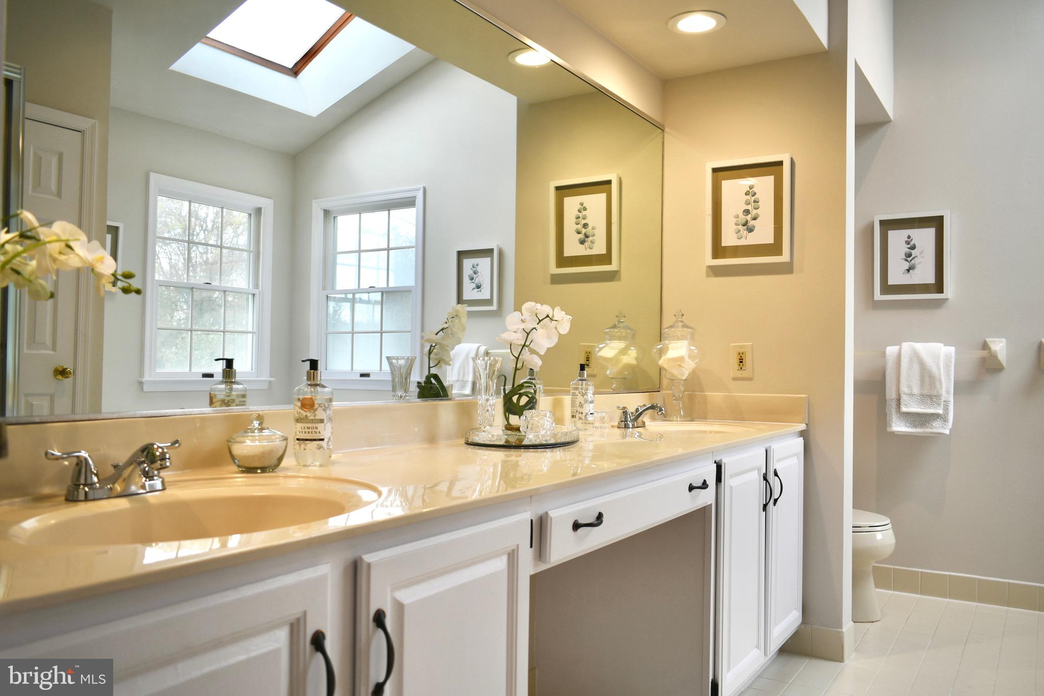 THREE PONDS - Residential