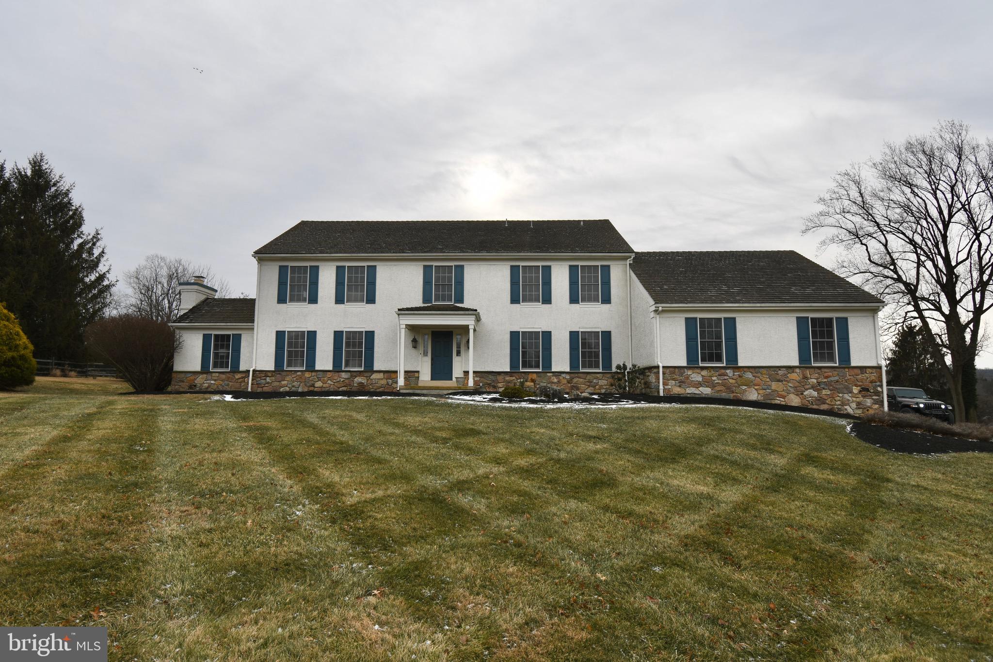 THREE PONDS - Residential