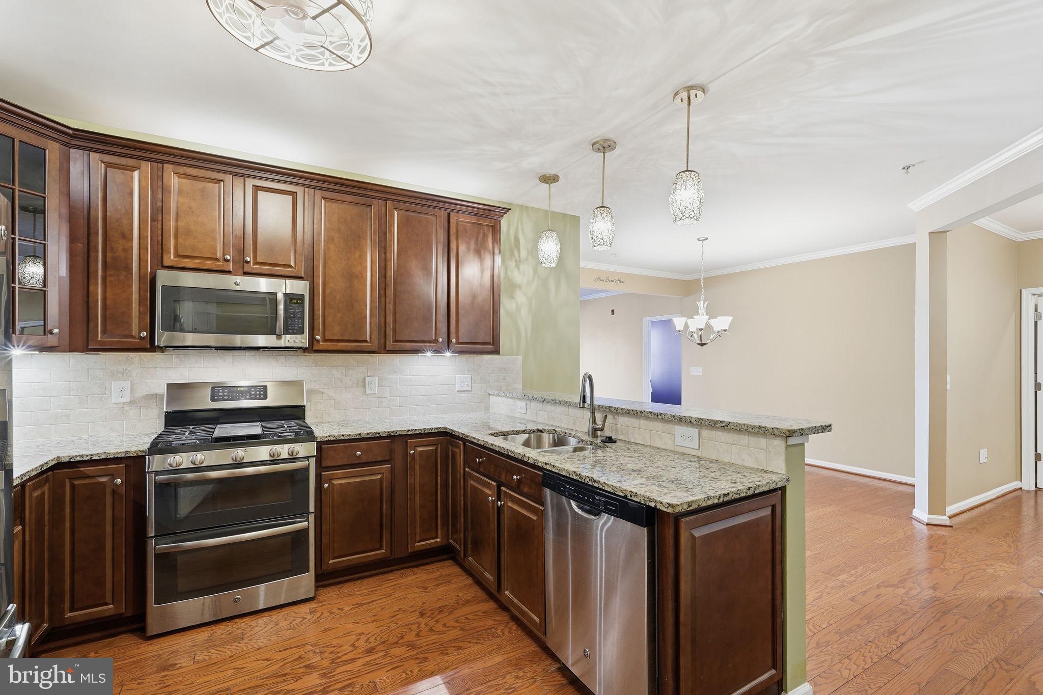 CENTRE PARK AT STONE RIDGE - Residential