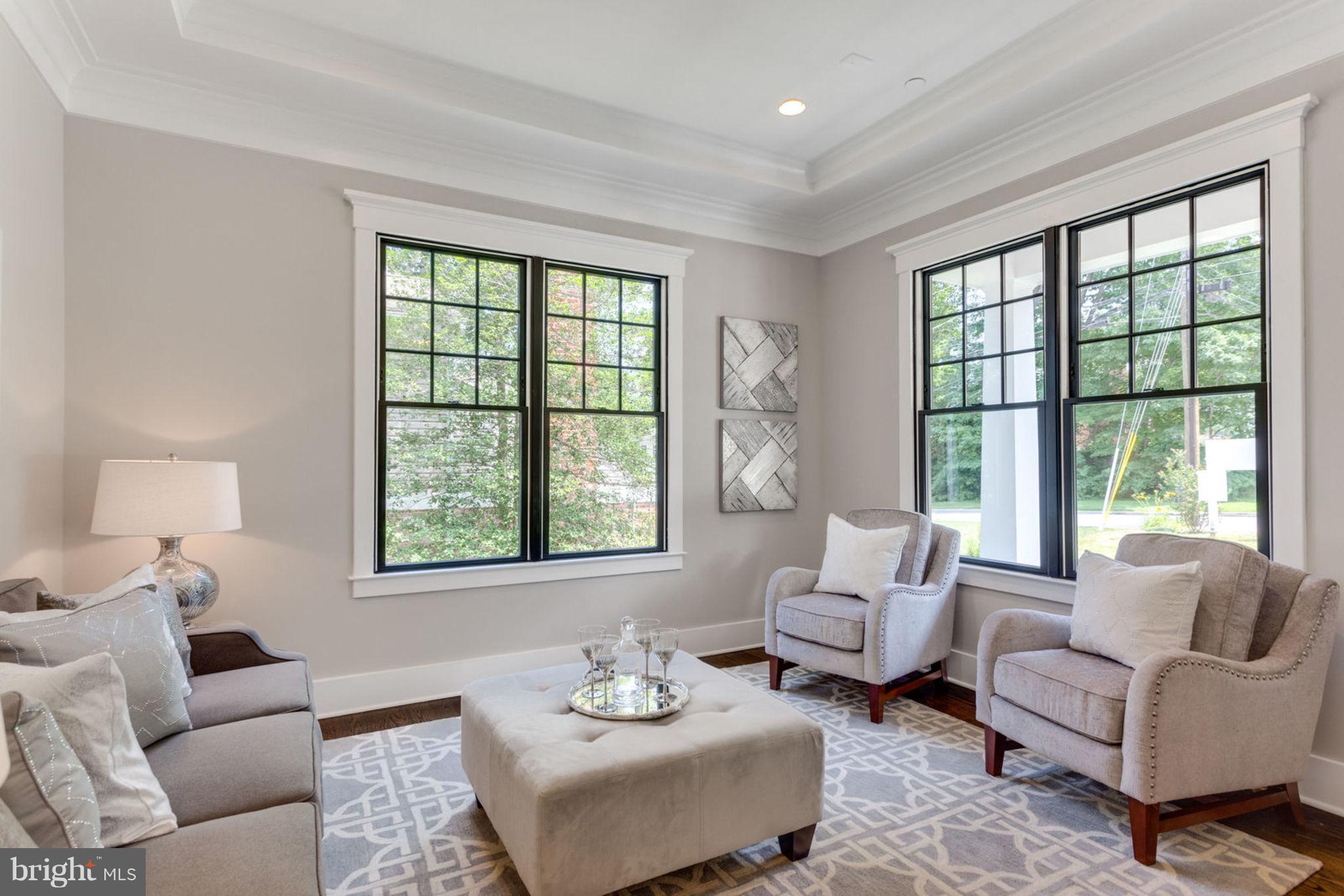 OAKWOOD KNOLLS - Residential